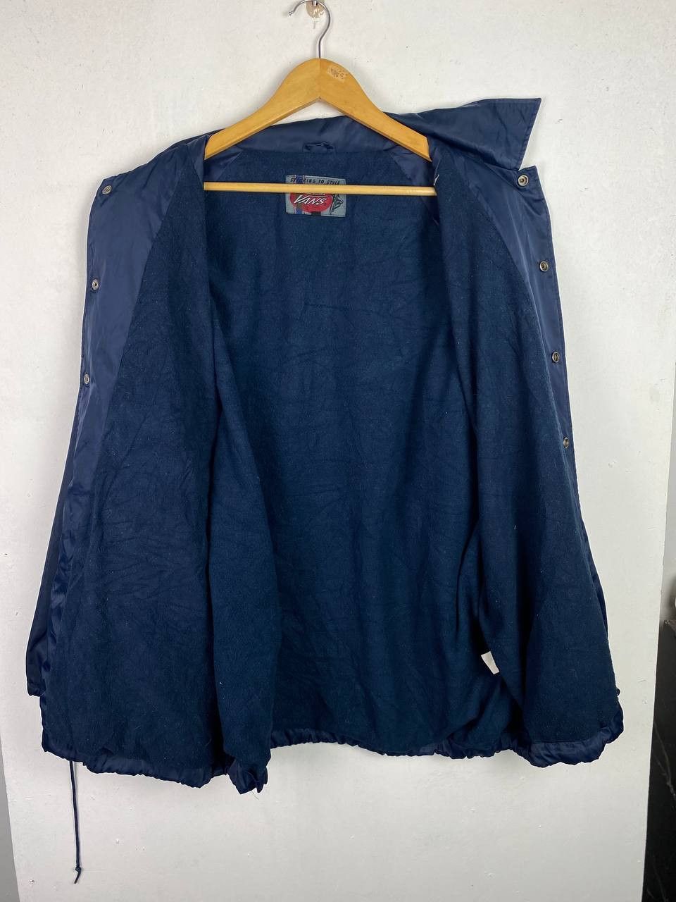 Vans vintage 90s vans snowboards light jacket nice design Size US XL / EU 56 / 4 - 7 Thumbnail