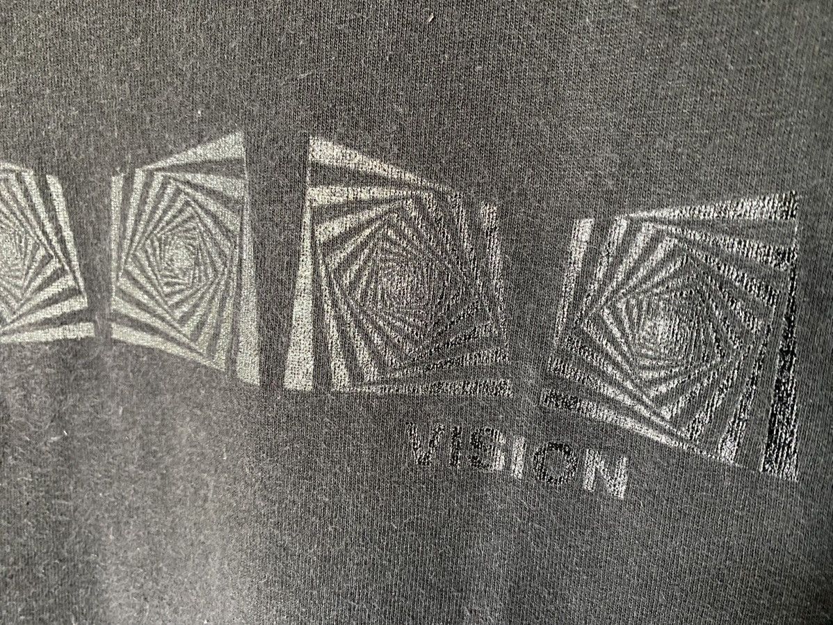 Vision Streetwear 1990s Vision illusion tee Made in USA Size US L / EU 52-54 / 3 - 6 Thumbnail