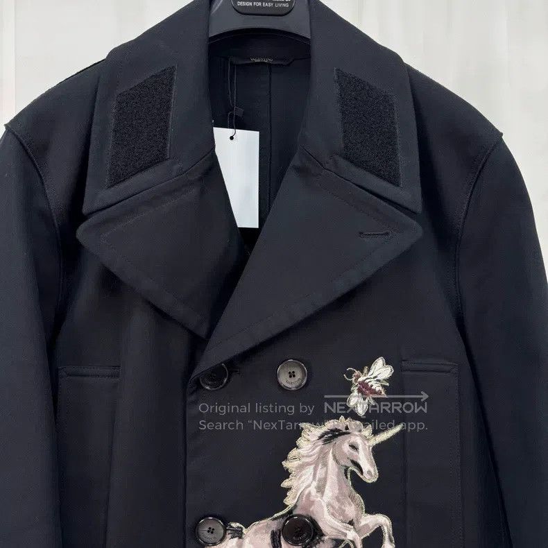 Valentino Valentino Gold-threaded animal embroidered coat Size US M / EU 48-50 / 2 - 3 Thumbnail