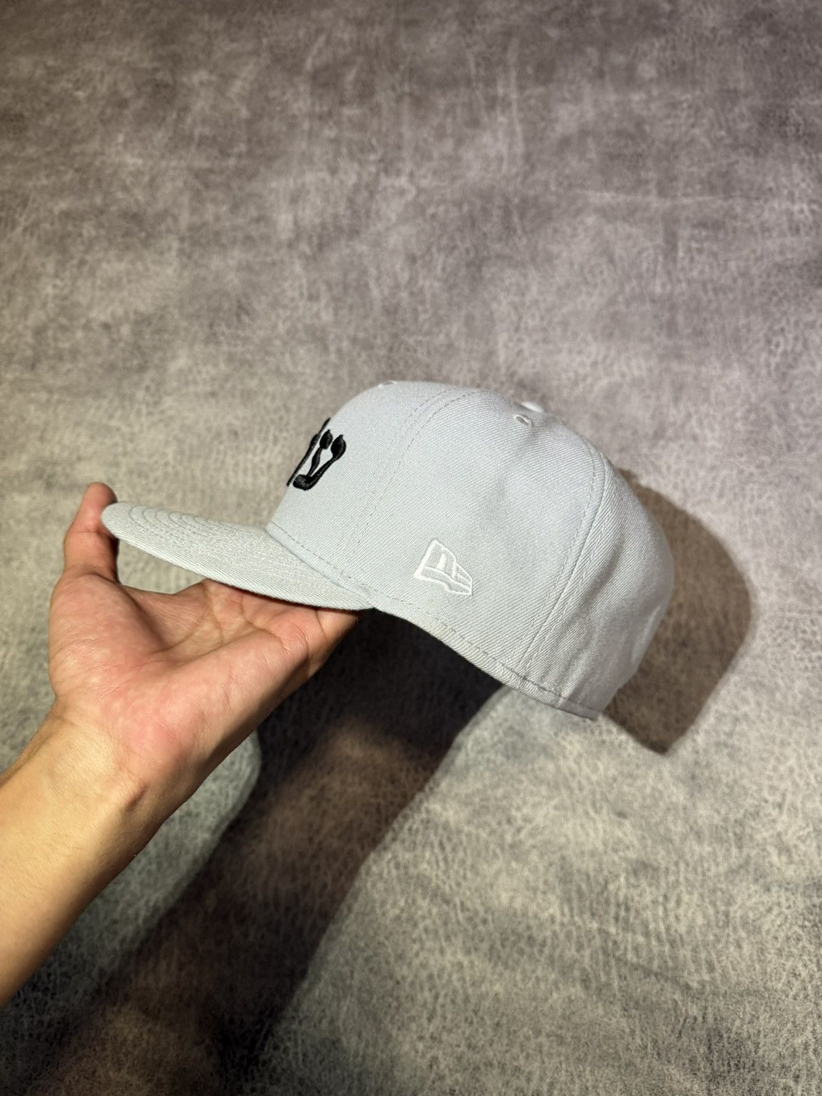 New Era × Supreme Supreme Hebrew 59fifty Size ONE SIZE - 3 Thumbnail