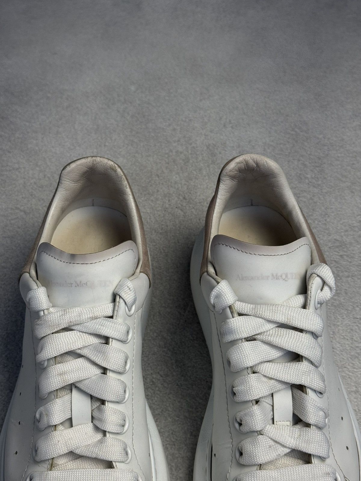 Alexander McQueen Alexander McQueen Oversized Leather Sneakers White size41 Size US 8 / EU 41 - 4 Thumbnail