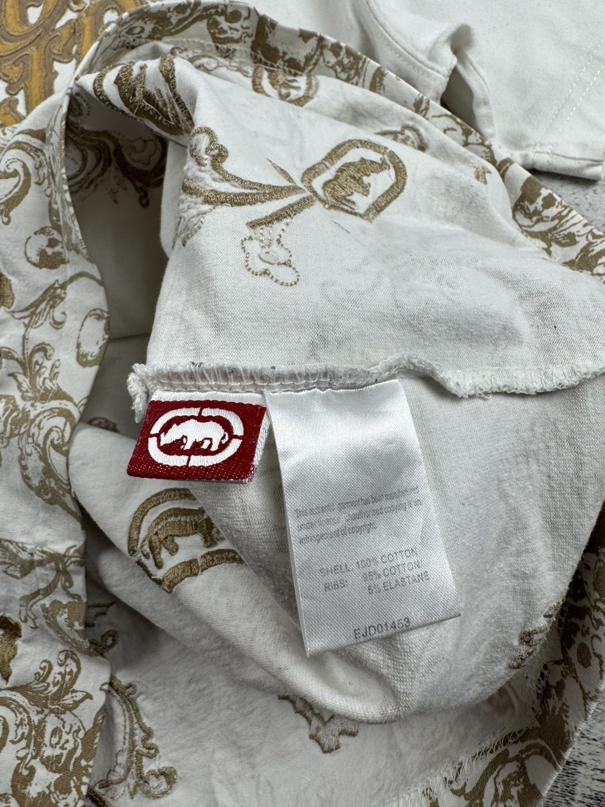 Ecko Unltd. Vintage Ecko Unltd Skate Rap Gold Print Hip Hop Rap White Skull Y2K T Shirt Tee Size US L / EU 52-54 / 3 - 12 Thumbnail