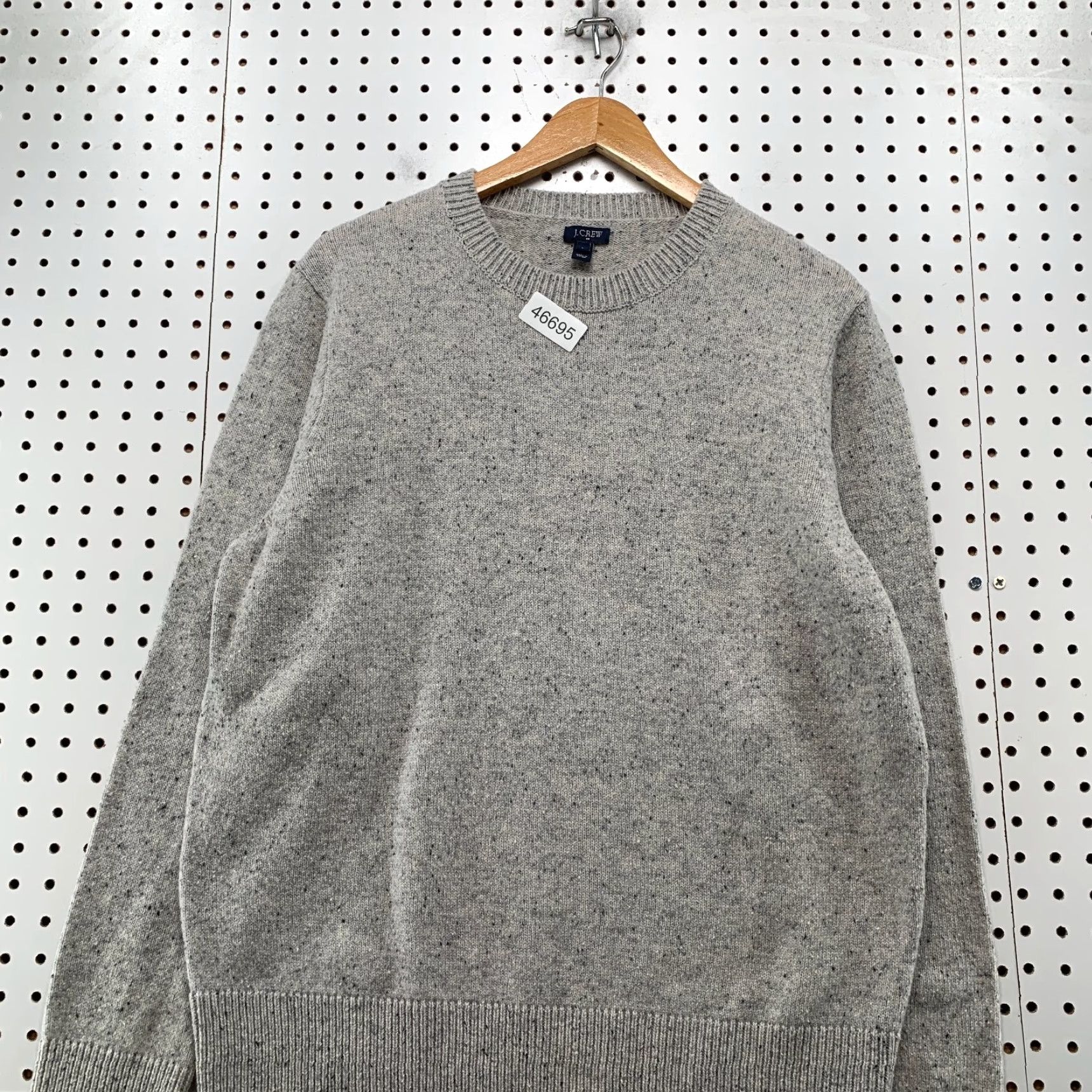 J.Crew J.Crew Wool Sweater Mens Large Gray Knit Crewneck Elbow Faux Leather Regular Fit Pullover Casual Wool Sweater Mens Large Gray Crewneck Vintage No N/A Size US L / EU 52-54 / 3 - 5 Thumbnail