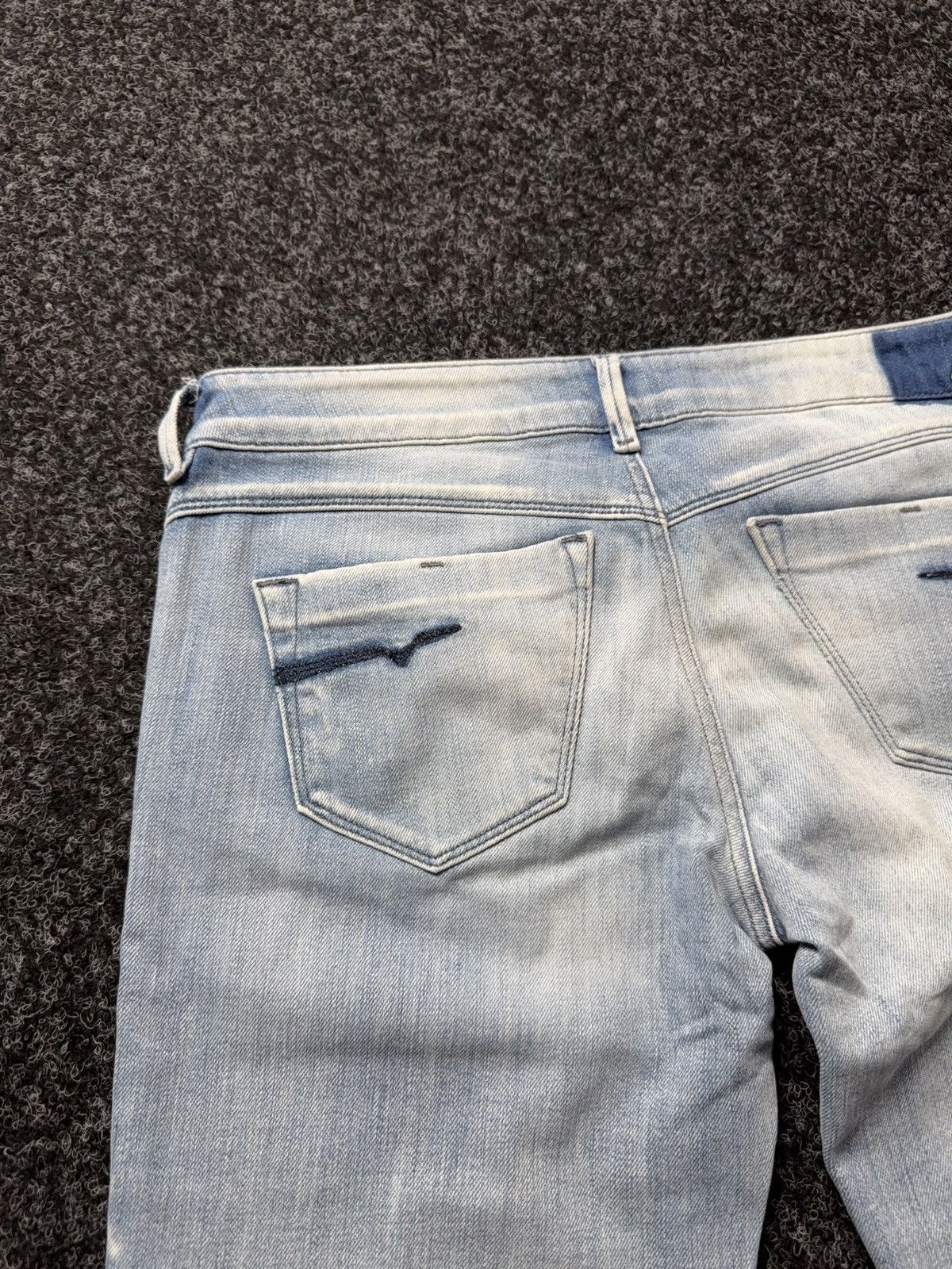 Diesel Luxury 00s Diesel Lowette Y2K Light Wash Slim Straight Jeans Size 30" / US 8 / IT 44 - 17 Thumbnail