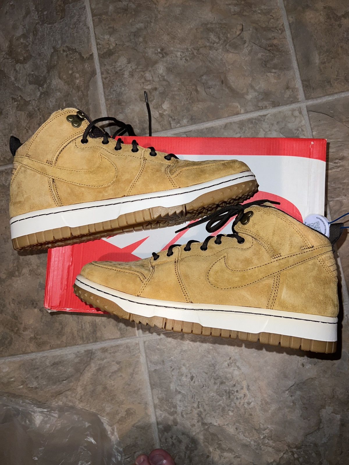 NIKE DUNK CMFT WB