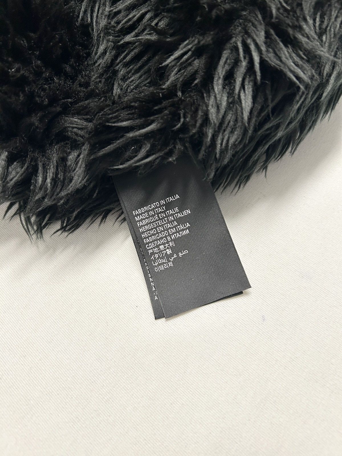 Balenciaga 2023 Mud Show Hooded Faux Fur Scarf Size ONE SIZE - 6 Thumbnail