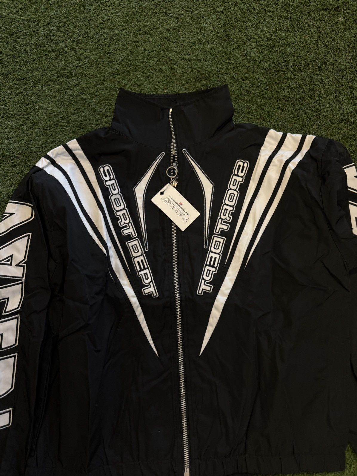 Vale Valley Track Jacket Size (S) Brand New Black Size US S / EU 44-46 / 1 - 5 Thumbnail