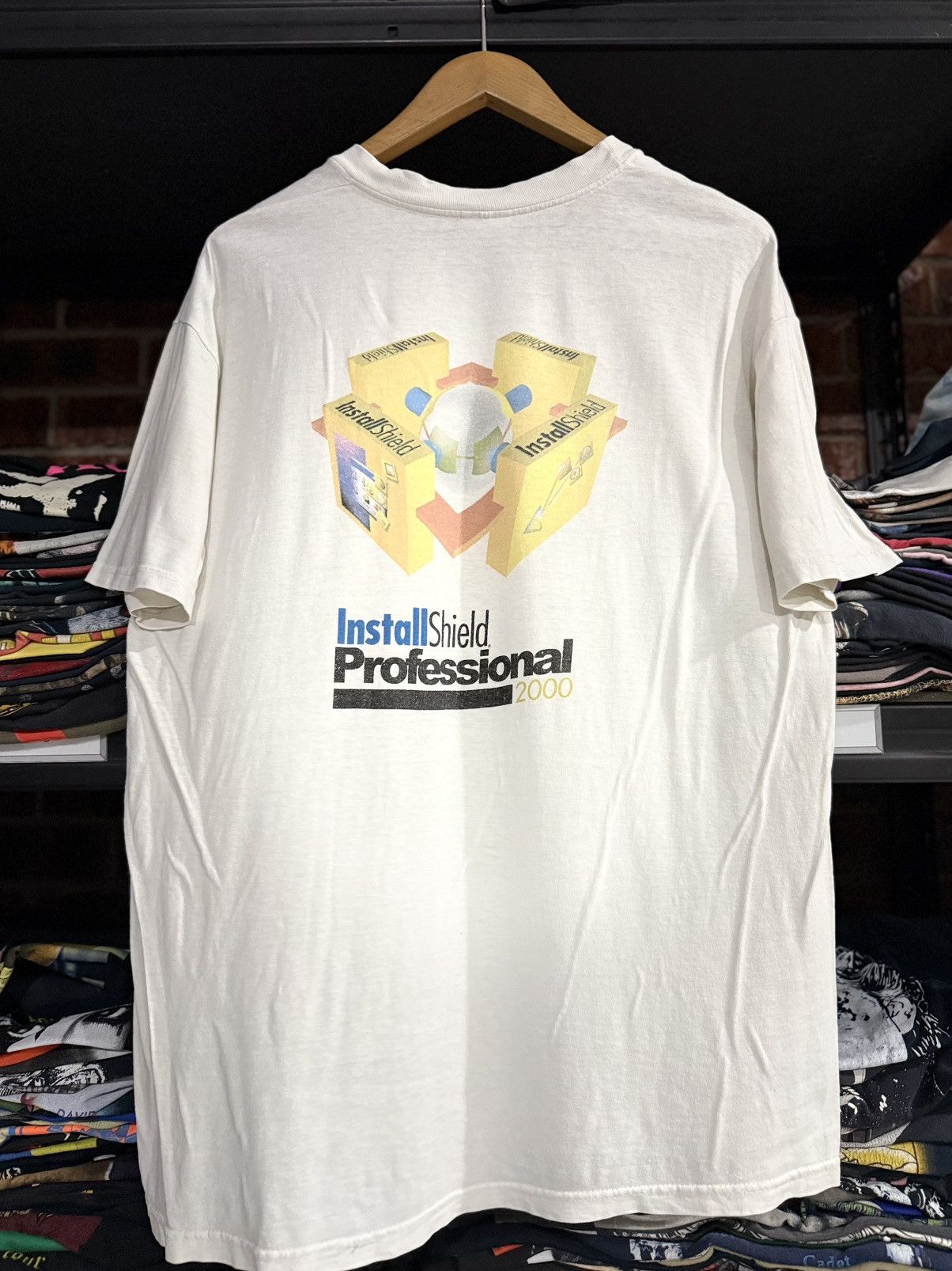 Microsoft Vintage Software Corporation Install Shield Faded Tee Size US L / EU 52-54 / 3 - 1 Thumbnail