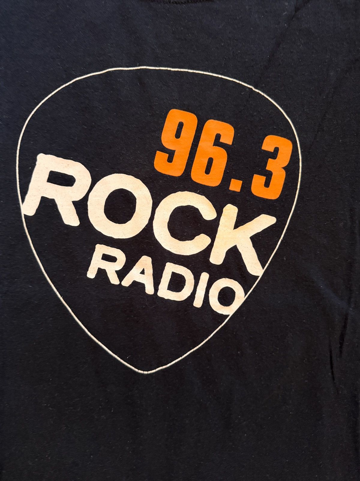Band Tees × Vintage Black Vintage T-shirt Rock Radio 96.3 Size US L / EU 52-54 / 3 - 2 Thumbnail