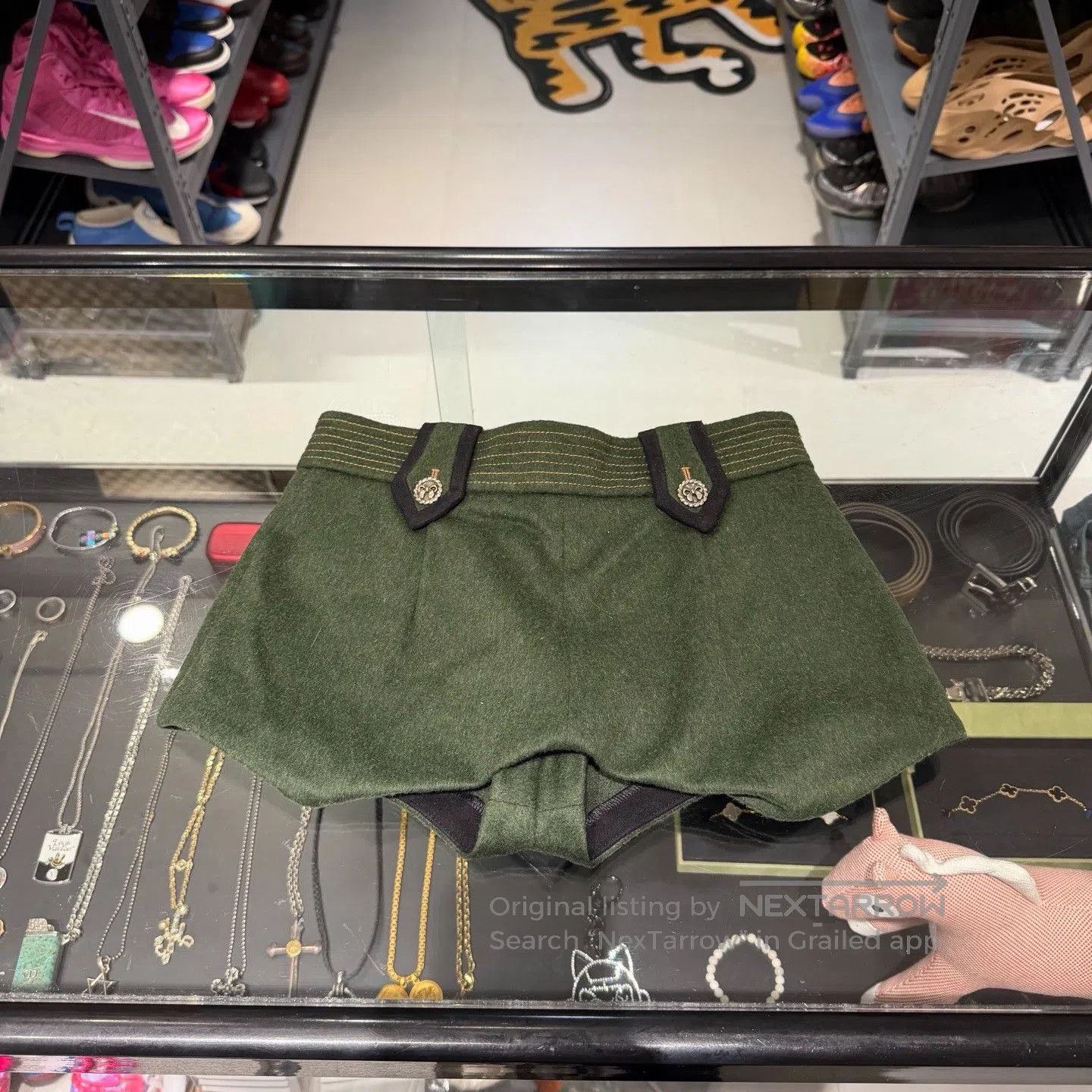 Miu Miu Miu Miu Army Green Wool Shorts. Size 37" - 9 Thumbnail