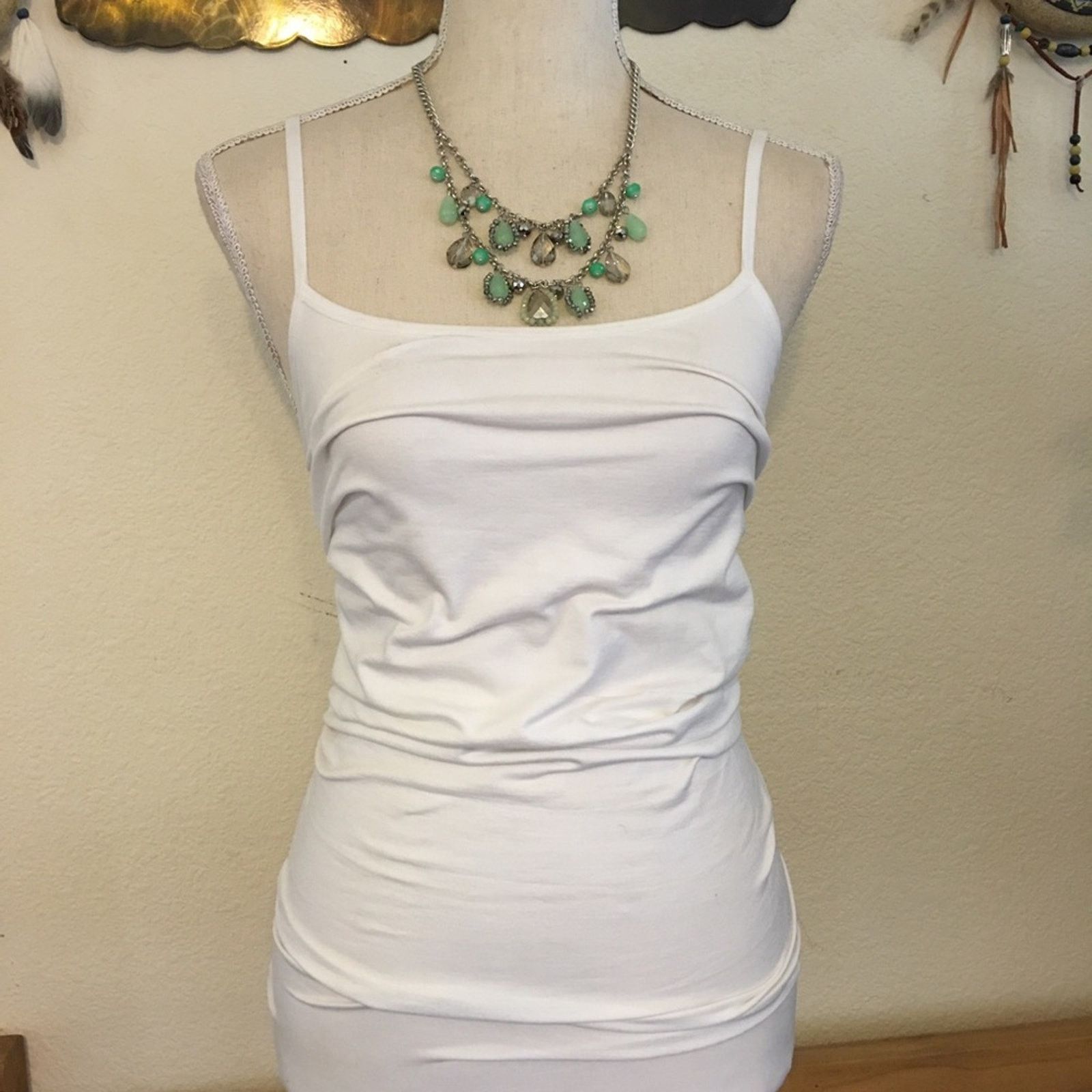 Vera Wang Vera Wang green sparkle chandelier style necklace Size ONE SIZE - 4 Thumbnail