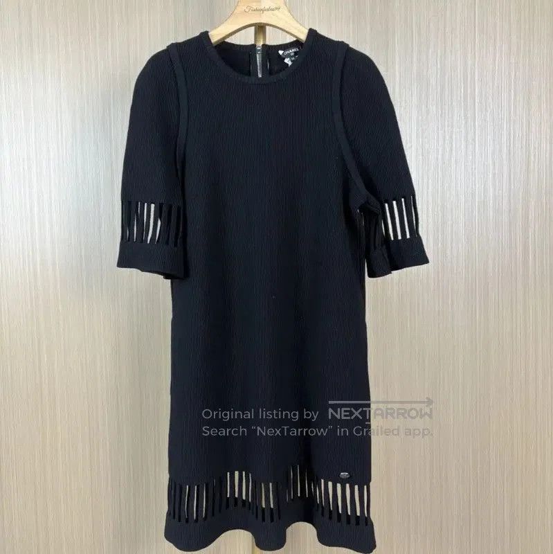 Chanel Chanel Black Wool Dress with Cut-Out Details . Size M / US 6-8 / IT 42-44 - 1 Thumbnail