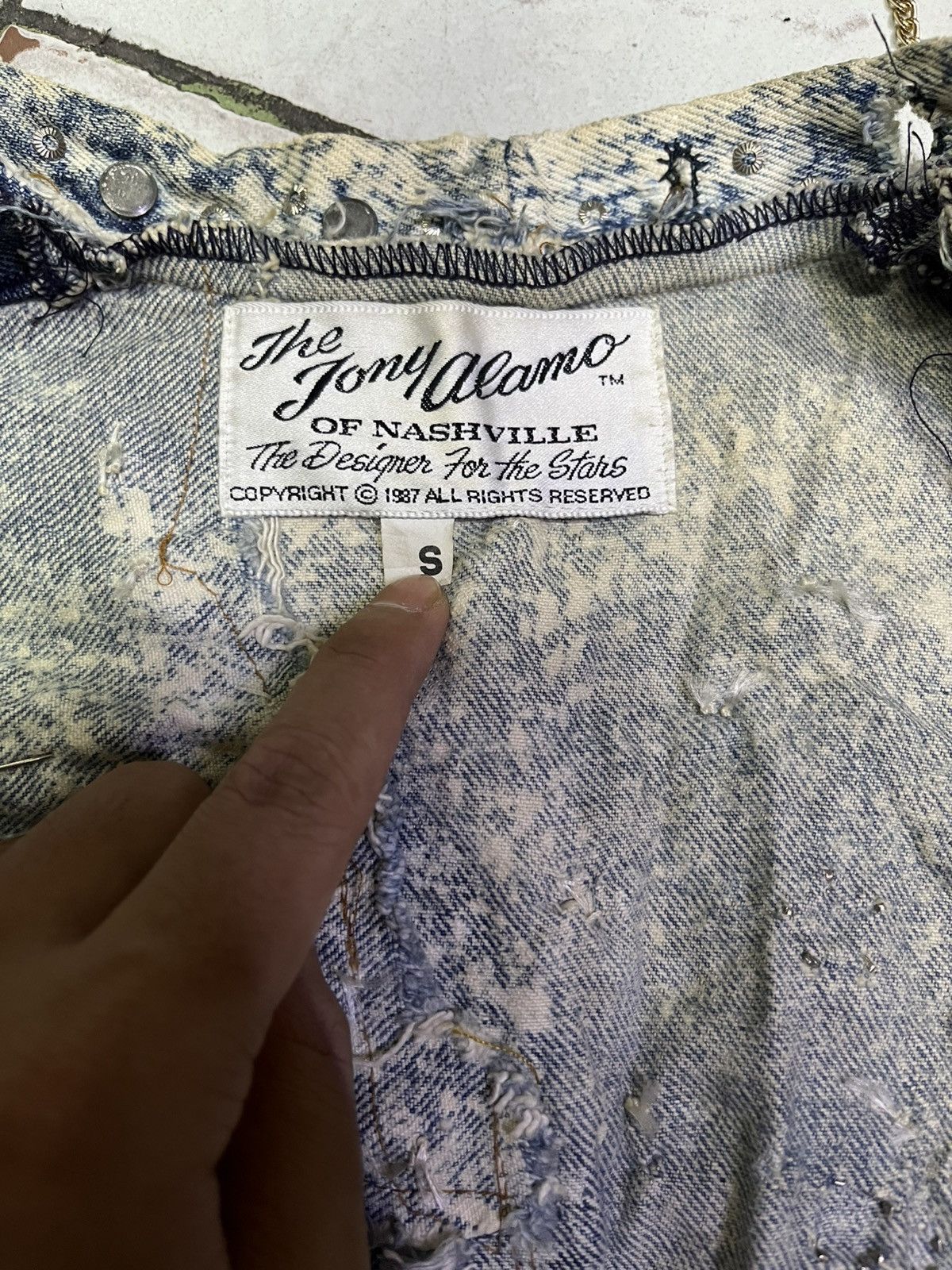 Levi's 🔥🔥🔥 Very Rare Levis Patchwork X Tony Alamo Denim Jacket Size US S / EU 44-46 / 1 - 12 Thumbnail