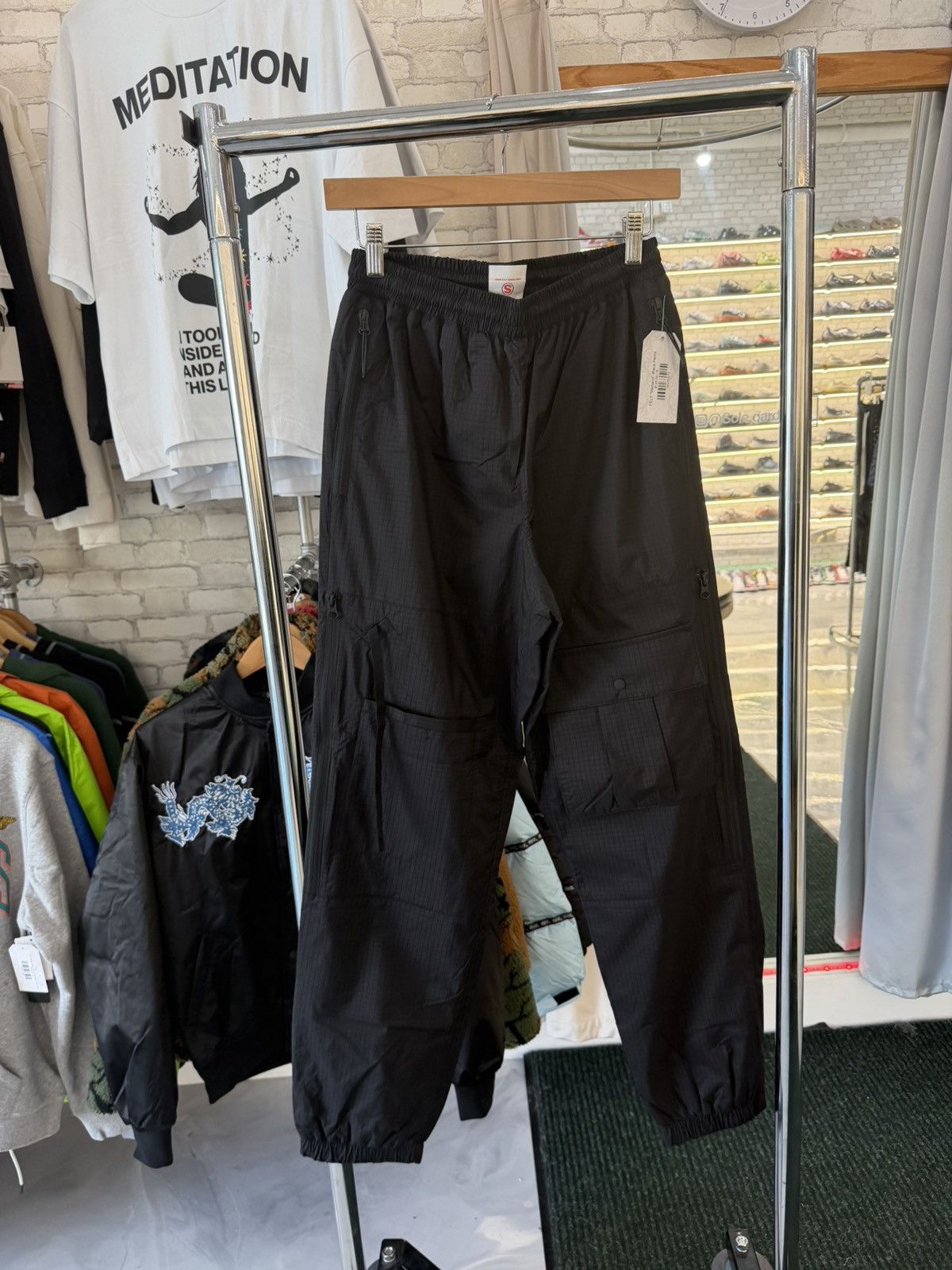 FELT FELT “Wetland” Black Pants Size US 30 / EU 46 - 1 Thumbnail