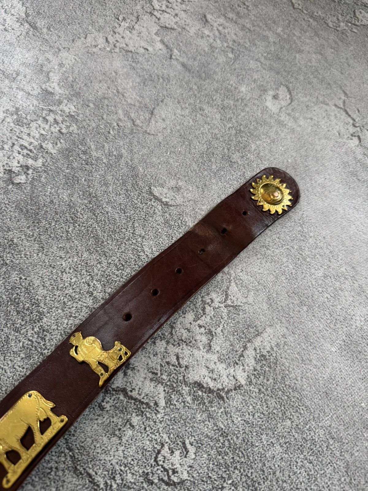 Etro 90s Retro vintage leather belt iconic cows 🐄 metal details Size ONE SIZE - 6 Thumbnail