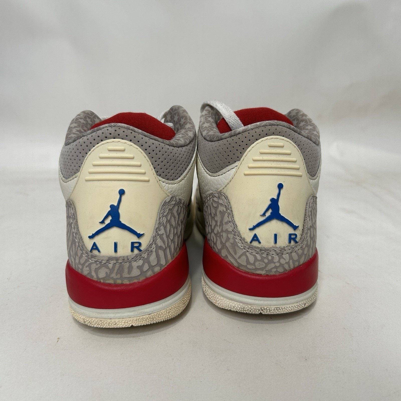 Nike Nike Air Jordan 3 Retro GS “International Flight” Size US 7 / IT 37 - 5 Thumbnail