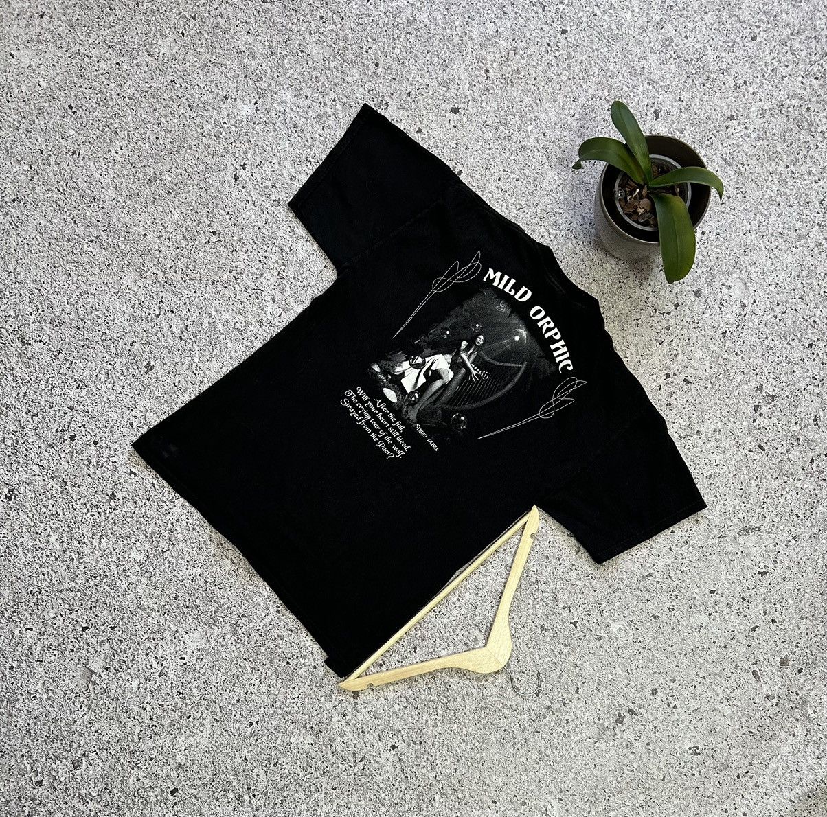 Band Tees × Vintage Vintage 2000’s Mild Orphic Music T-Shirt Size US XL / EU 56 / 4 - 1 Thumbnail