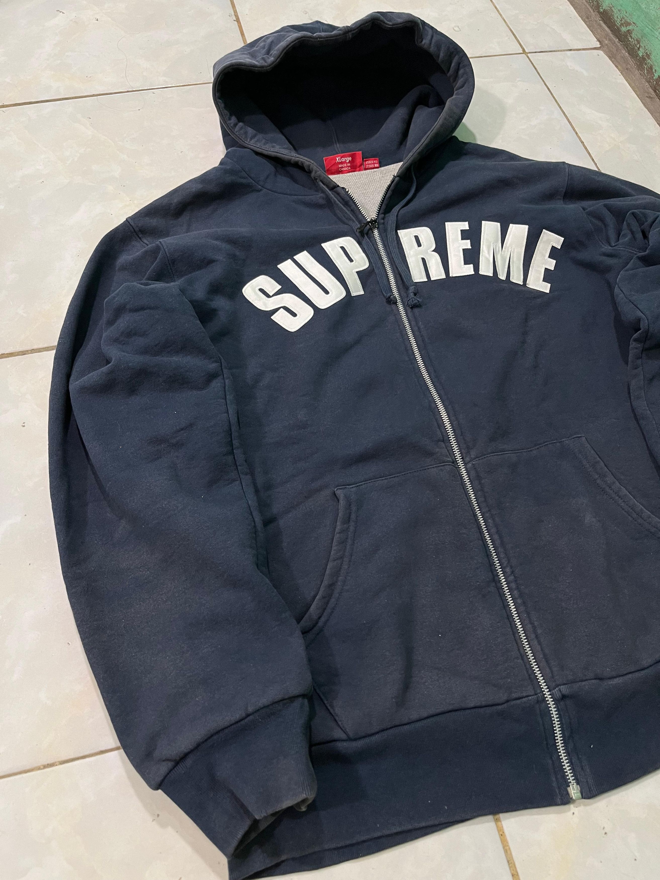 Supreme Supreme Arc Logo Thermal Lined Zip Hoodie Size US XL / EU 56 / 4 - 3 Thumbnail