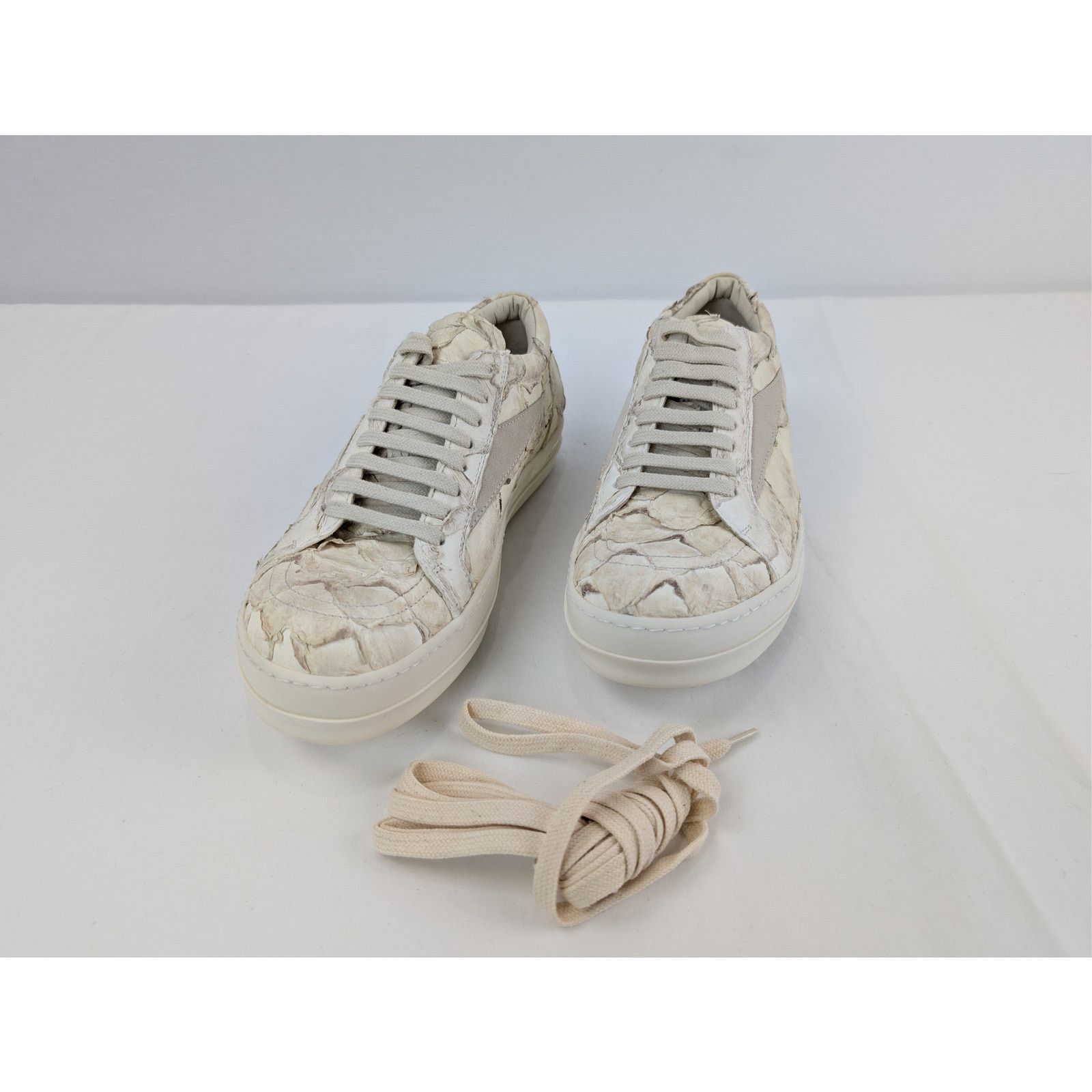 Rick Owens o1rshd1 Leather Vintage Sneakers in Natural / Milk / Milk Size US 7 / EU 40 - 8 Thumbnail