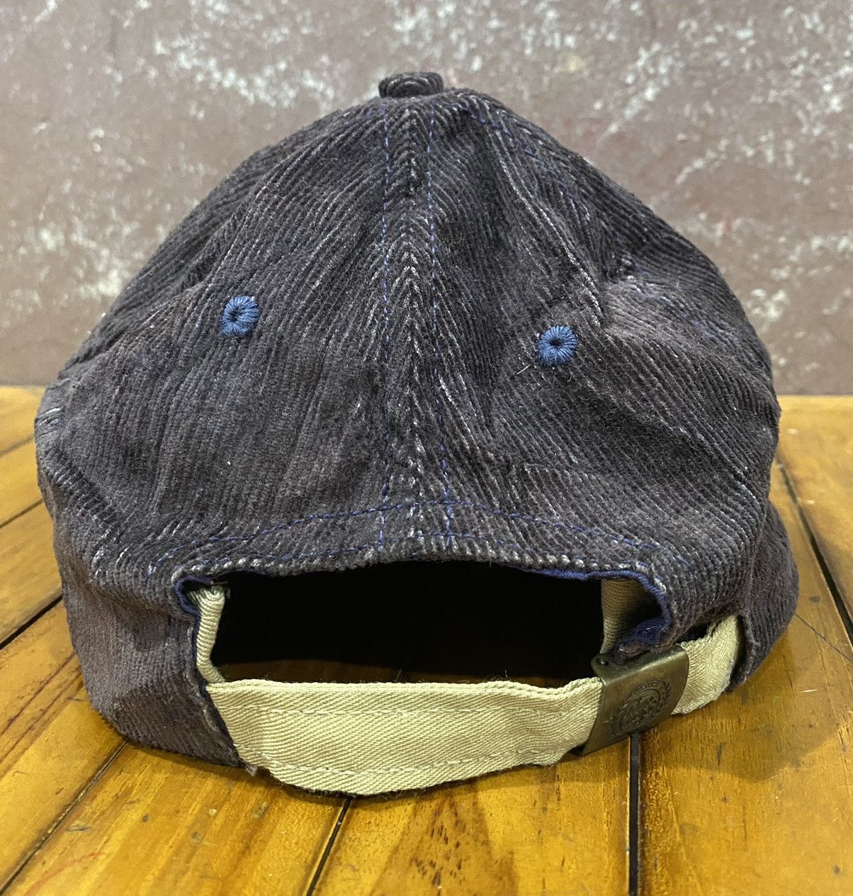 Tommy Hilfiger × Vintage Vintage TOMMY HILFIGER Velvet Snap Cap Adustable Size ONE SIZE - 6 Thumbnail
