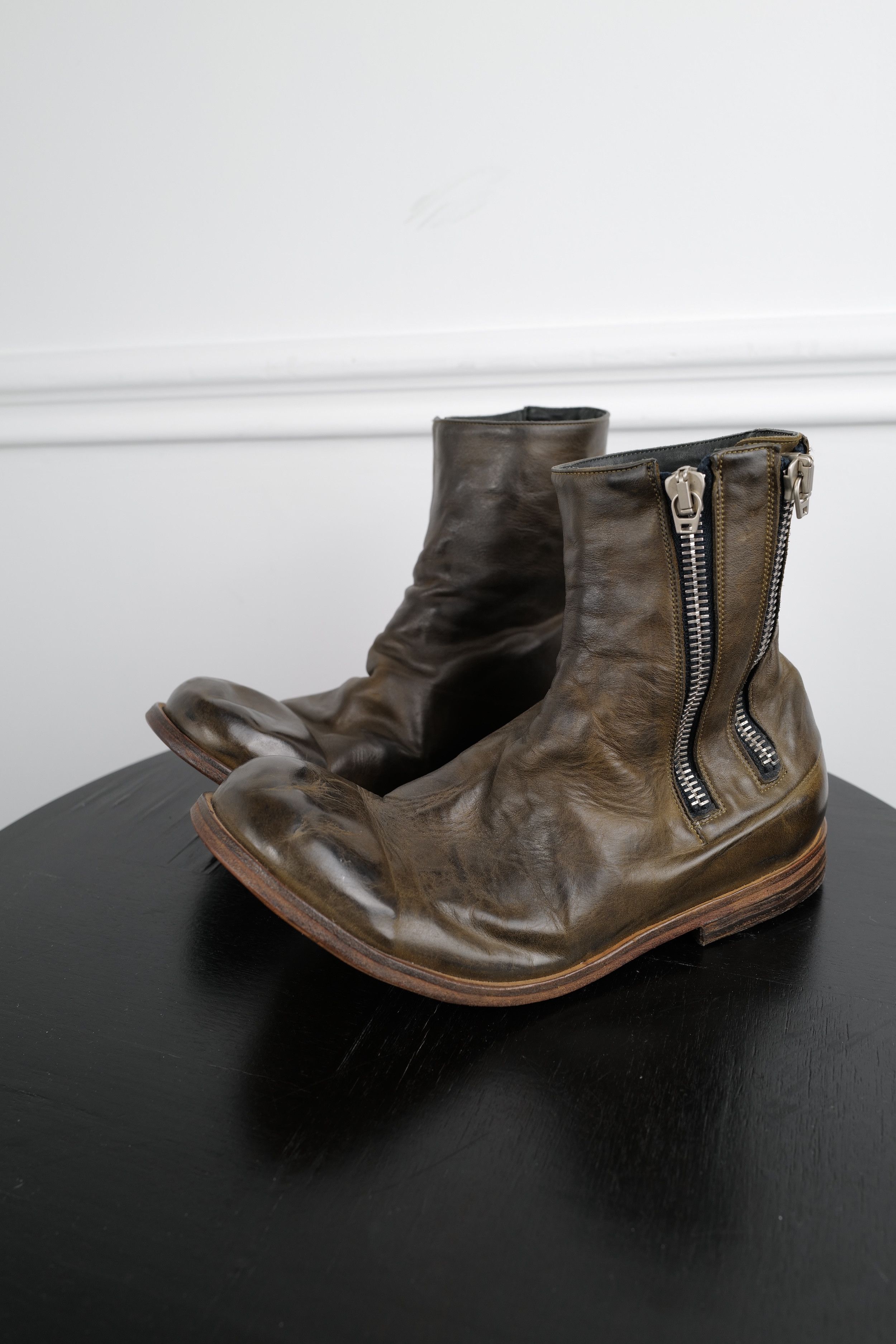 Individual Sentiments HANDCRAFTED BOVINE LEATHER BOOTS Size US 9 / EU 42 - 5 Thumbnail