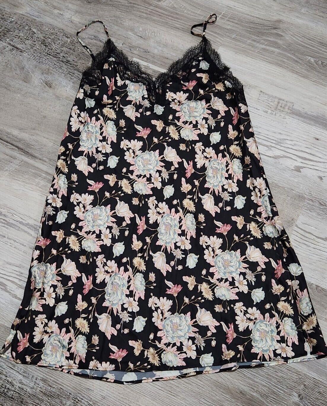 Designer Victoria Seceret Teddy Extra Small Black Floral Night Pajama Size ONE SIZE - 1 Thumbnail