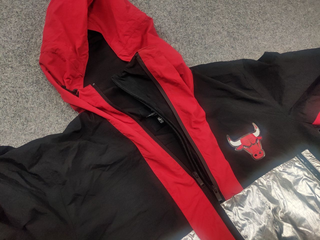 Marcelo Burlon Marcelo Burlon of Milan NBA Chicago Bulls Windbreaker Jacket Size US XL / EU 56 / 4 - 12 Thumbnail
