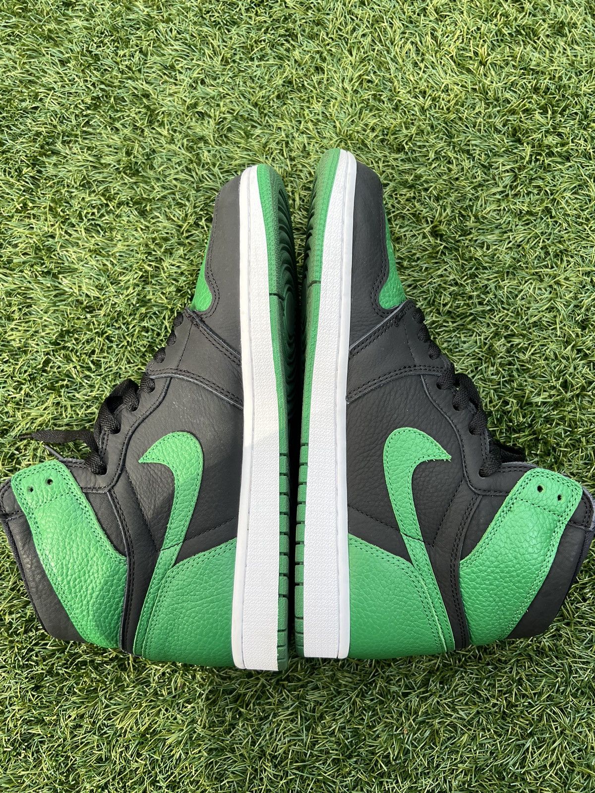 Jordan Brand Jordan 1 Retro High Pine Green Size US 10 / EU 43 - 9 Thumbnail