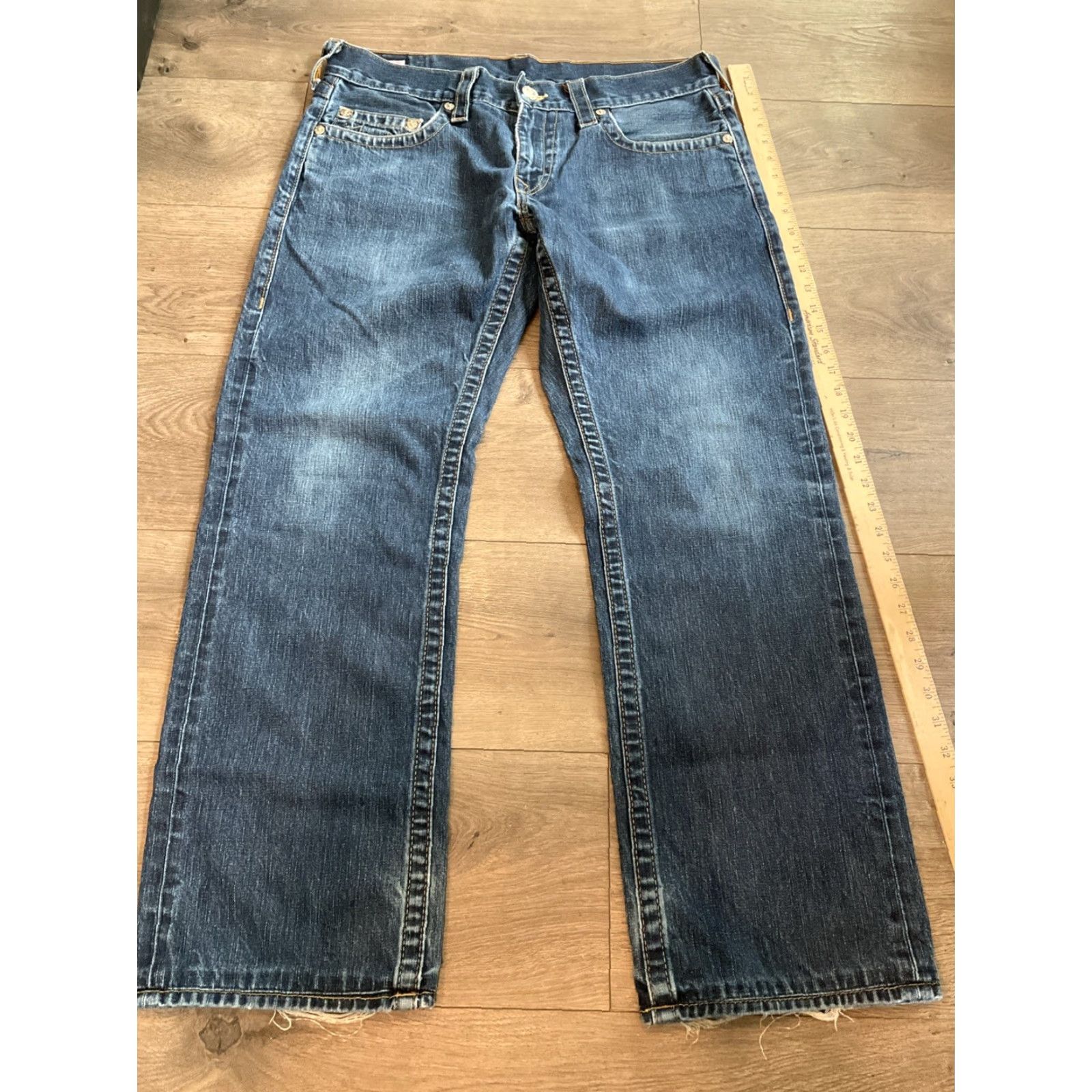 True Religion True Religion Jeans Ricky Relaxed Straight Mens 33 Inseam 34 Blue Denim Cotton 5-Pocket Logo Zipper Closure Size US 33 - 2 Thumbnail