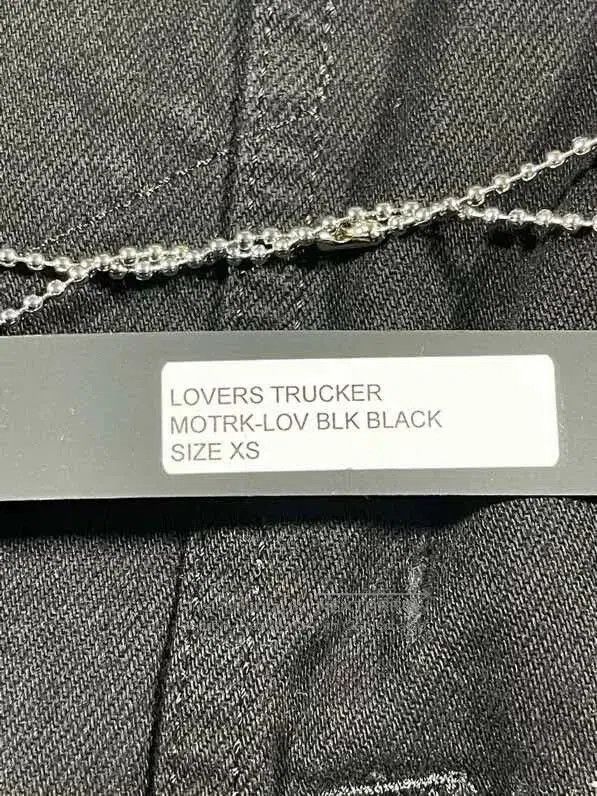 Amiri amiri lovers trucker denim jacket new. Size US XS / EU 42 / 0 - 5 Thumbnail