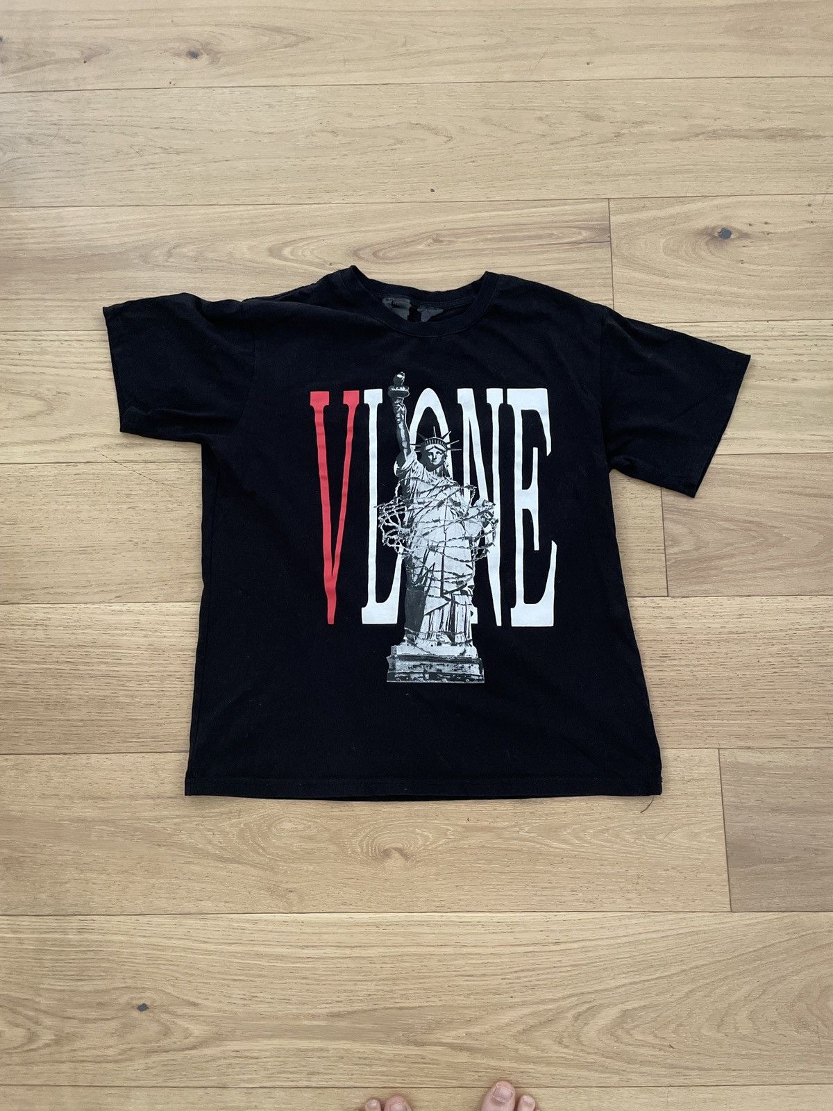 Vlone American Vlone Tee Size US XL / EU 56 / 4 - 1 Thumbnail