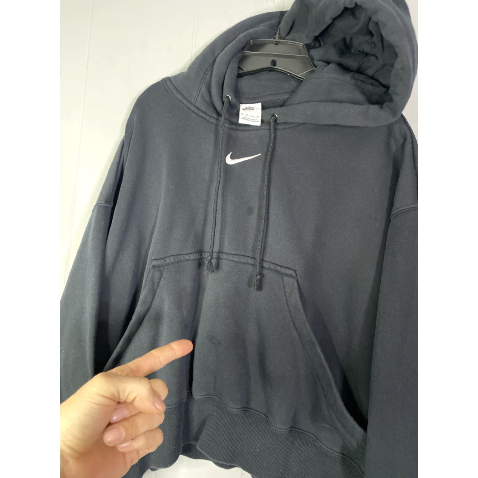 Nike VINTAGE Nike Hoodie Womens Faded Black Oversized Center Swoosh Pullover XL Tall Womens Size XL / US 12-14 / IT 48-50 - 2 Thumbnail