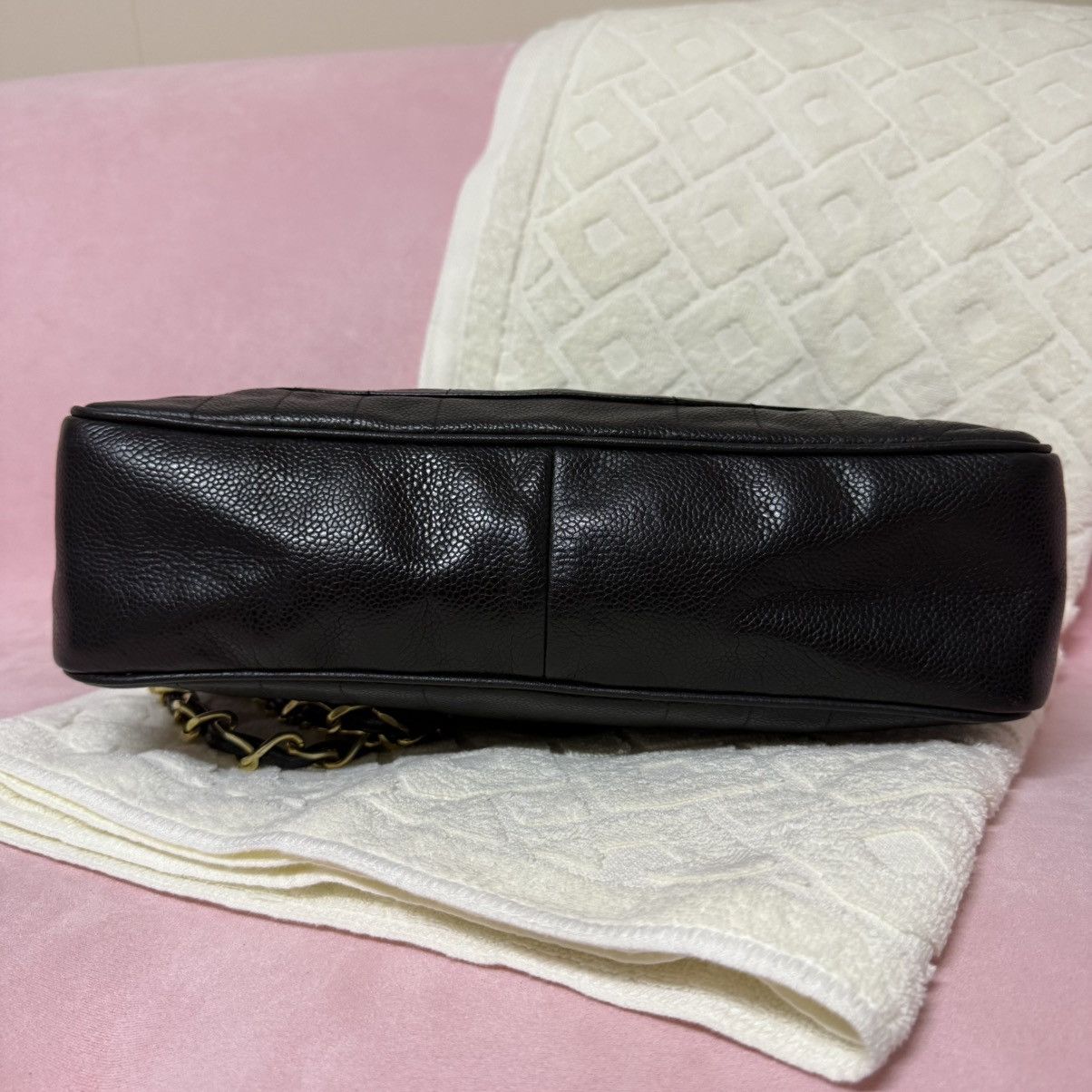 Chanel JUMBO MADEMOISELLE SINGLE FLAP GHW VERTICAL QUILTED CAVIAR Size ONE SIZE - 5 Thumbnail