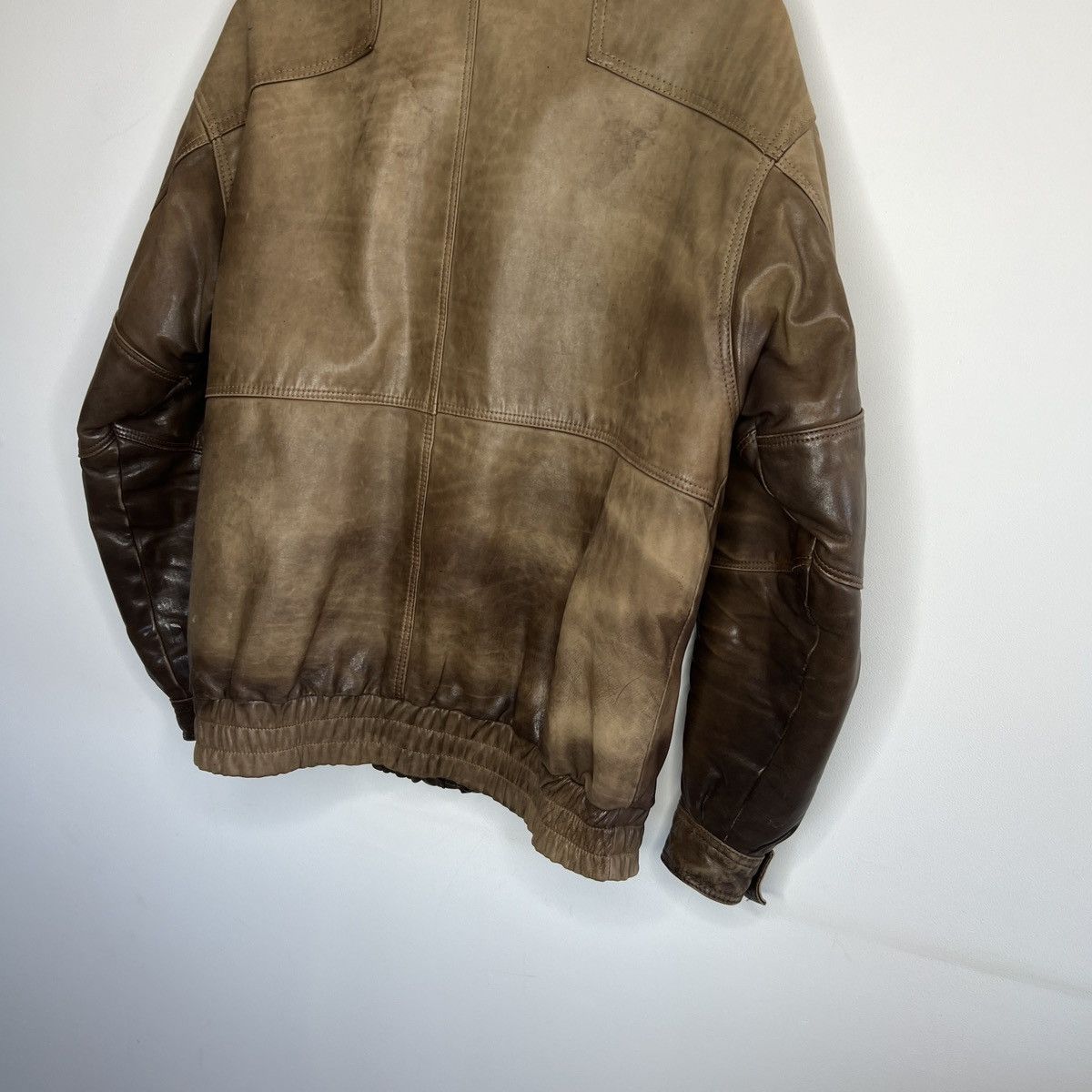 Vintage Vintage Genuine Leather Brown Jacket Flight Bomber 90s Size US M / EU 48-50 / 2 - 9 Thumbnail