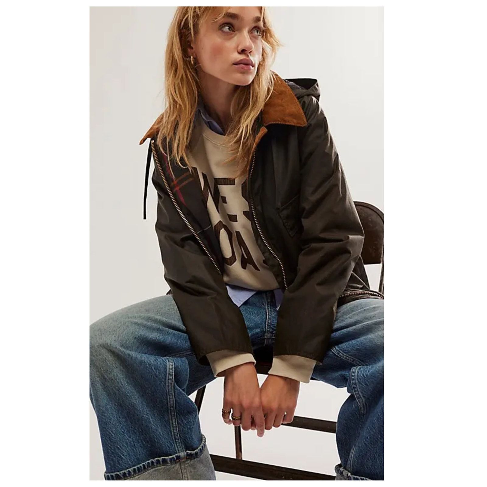 Barbour NWT Barbour Highclere Hooded Waxed Jacket Size US/14 Size XL / US 12-14 / IT 48-50 - 1 Thumbnail