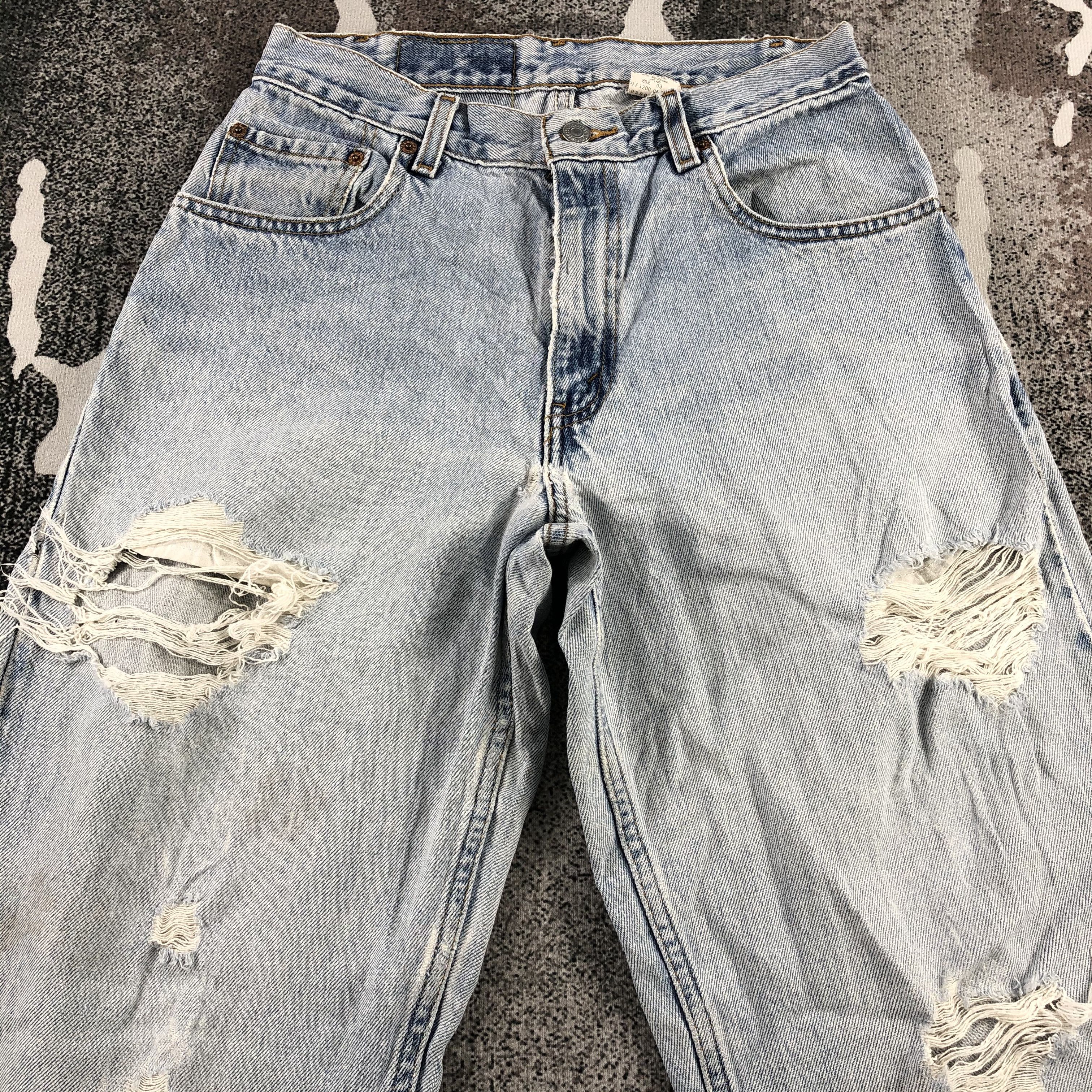 Levi's Vintage Levis 505 Jeans Distressed Denim KJ836 Size US 31 - 3 Thumbnail