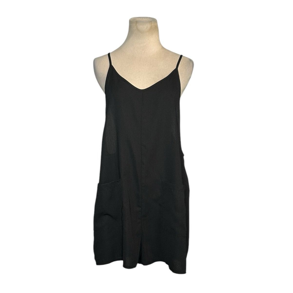Shein Shein Black Double Pocket Sleeveless Racerback Romper Medium Size 28" / US 6 / IT 42 - 1 Thumbnail
