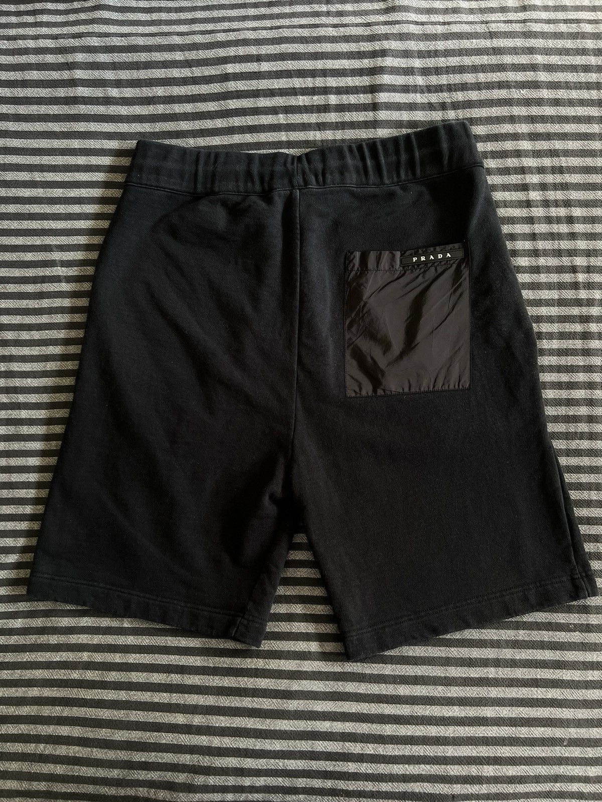 Prada Prada Black Tab Logo Nylon Pocket Shorts Size US 32 / EU 48 - 6 Thumbnail