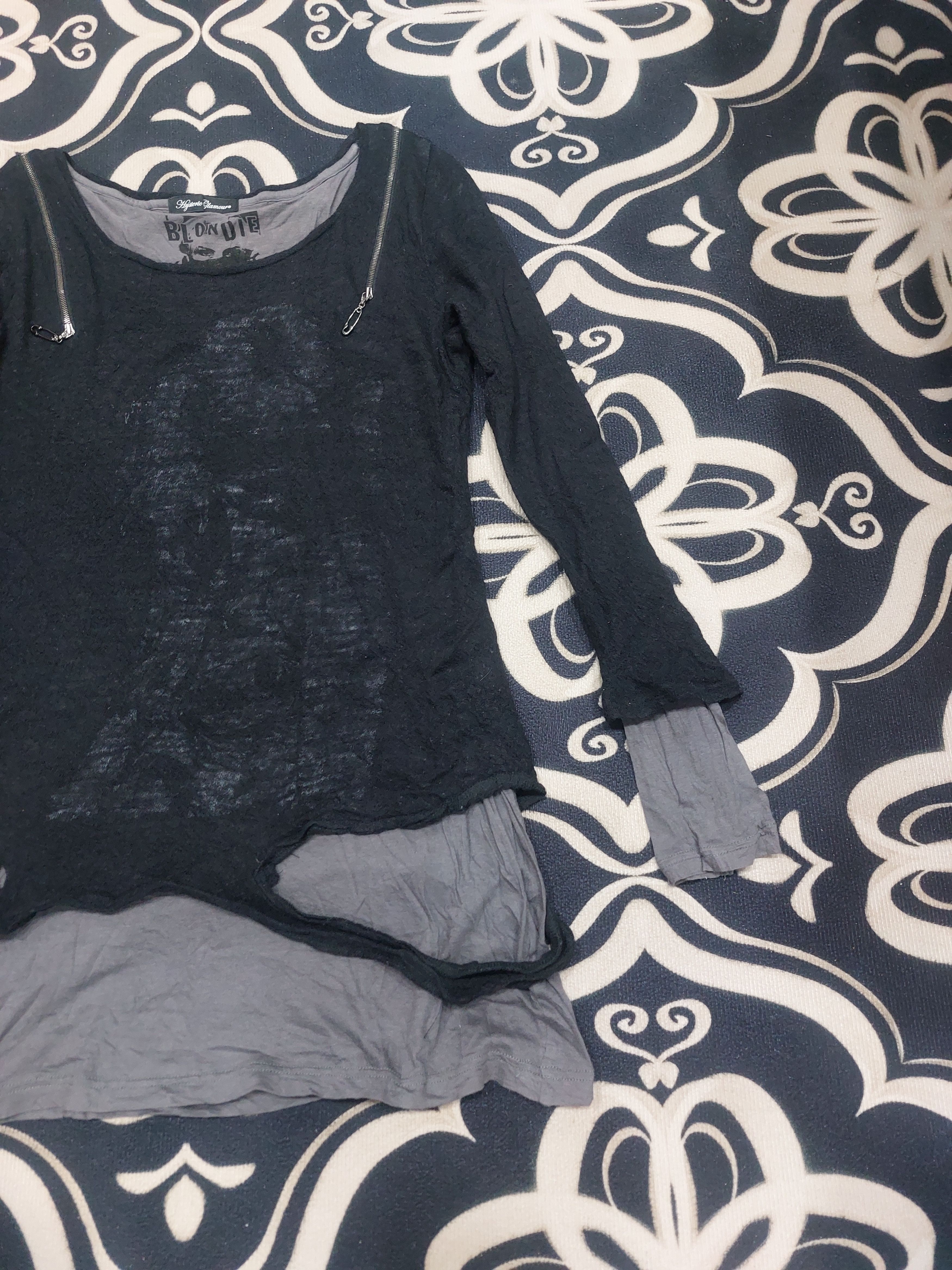 Hysteric Glamour I GOT NASTY HABIT 2010 DAISY'S MISTRESS DISTRESSED DESIGN T Size S / US 4 / IT 40 - 4 Thumbnail