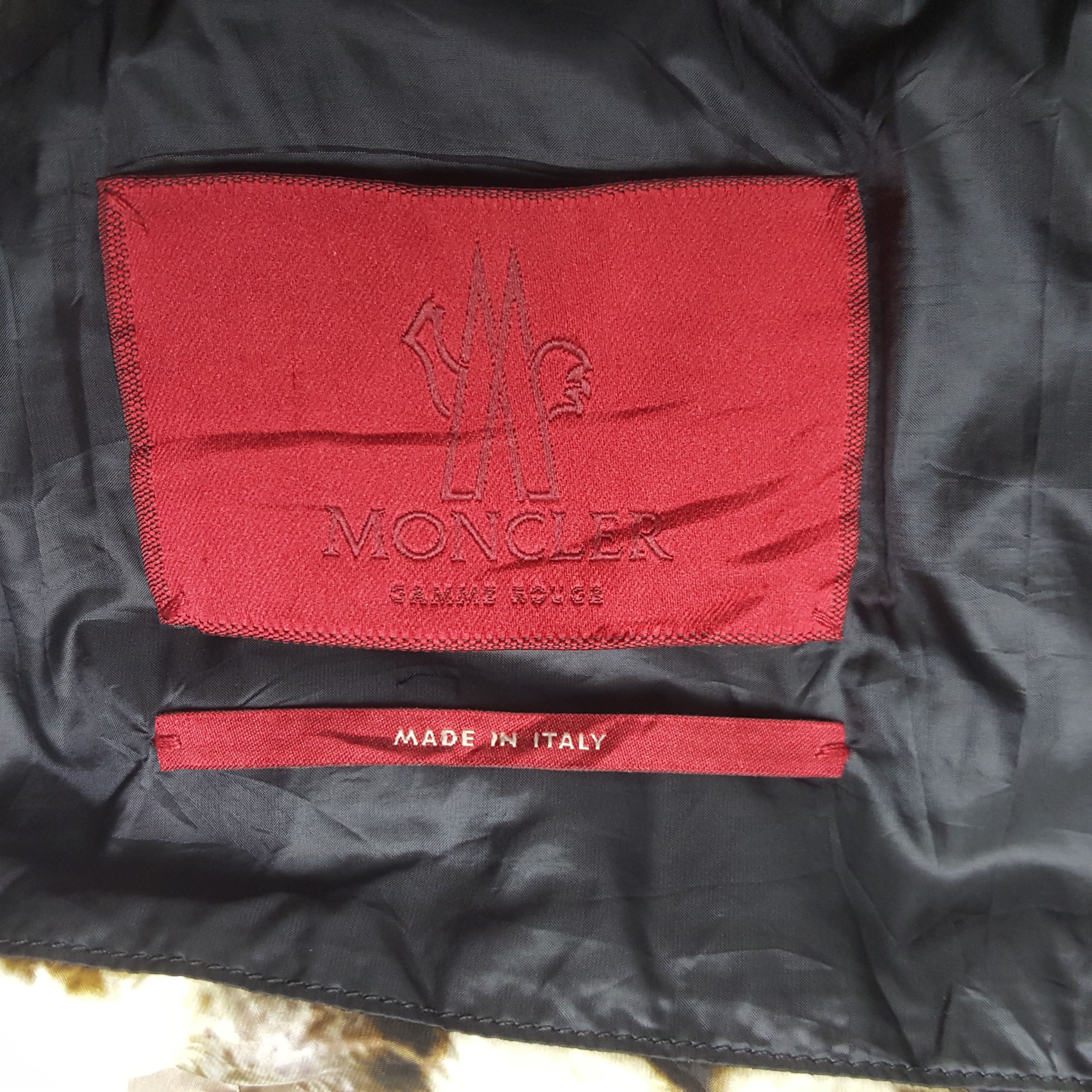 Moncler × Vintage Vintage Moncler Italy Zebra Puffer Jacket Size S / US 4 / IT 40 - 9 Thumbnail