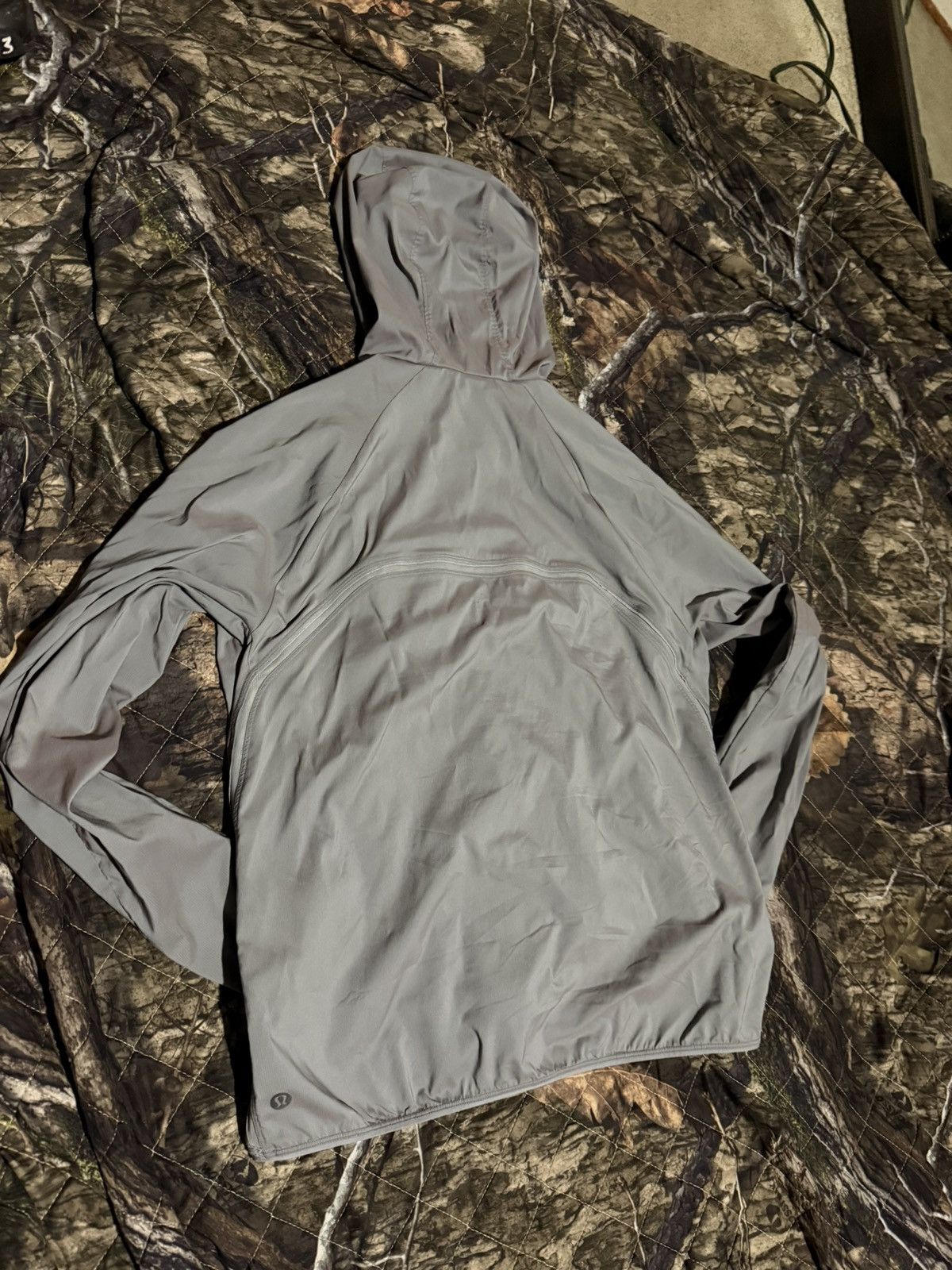 Lululemon Lululemon silver pacebreaker Size US S / EU 44-46 / 1 - 3 Thumbnail