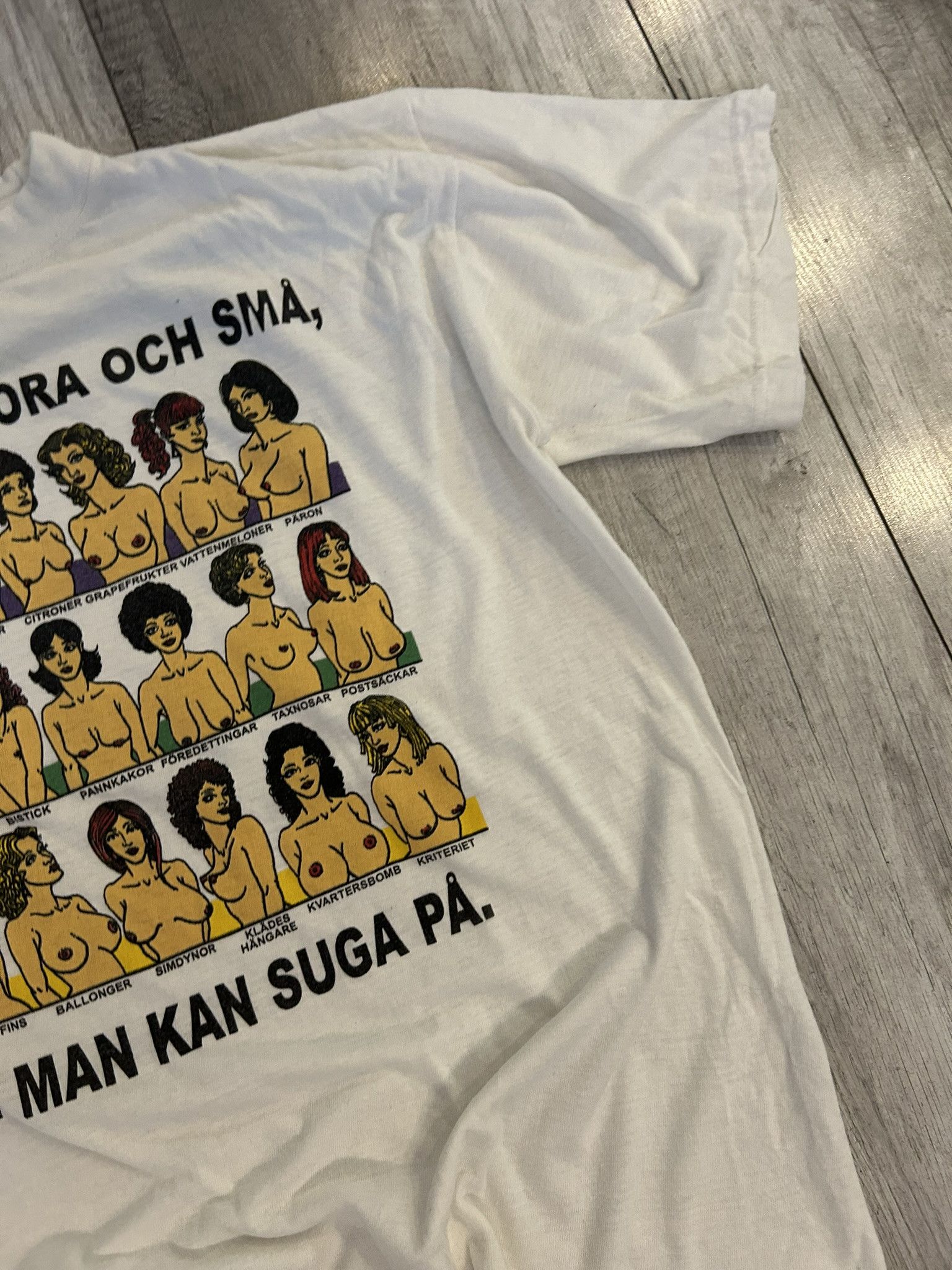 Vintage Vintage y2k funny tits t shirt 90s rare Size US XL / EU 56 / 4 - 4 Thumbnail