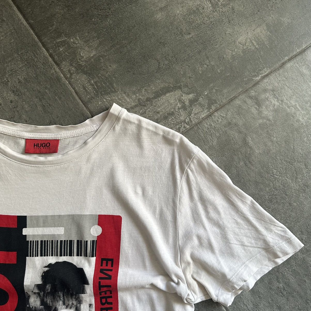 Hugo Boss Vintage Japanese Style Hugo Boss T-shirts Big Logo Size US M / EU 48-50 / 2 - 5 Thumbnail