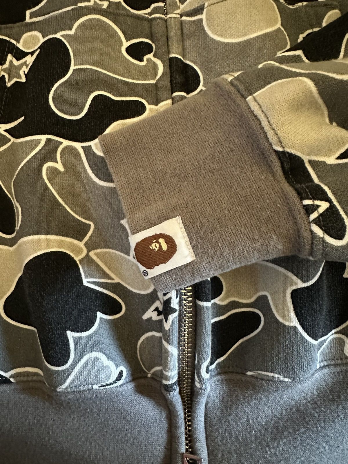 Bape Bape Shark Hoodie Gray Sta Camo Size M / US 6-8 / IT 42-44 - 7 Thumbnail
