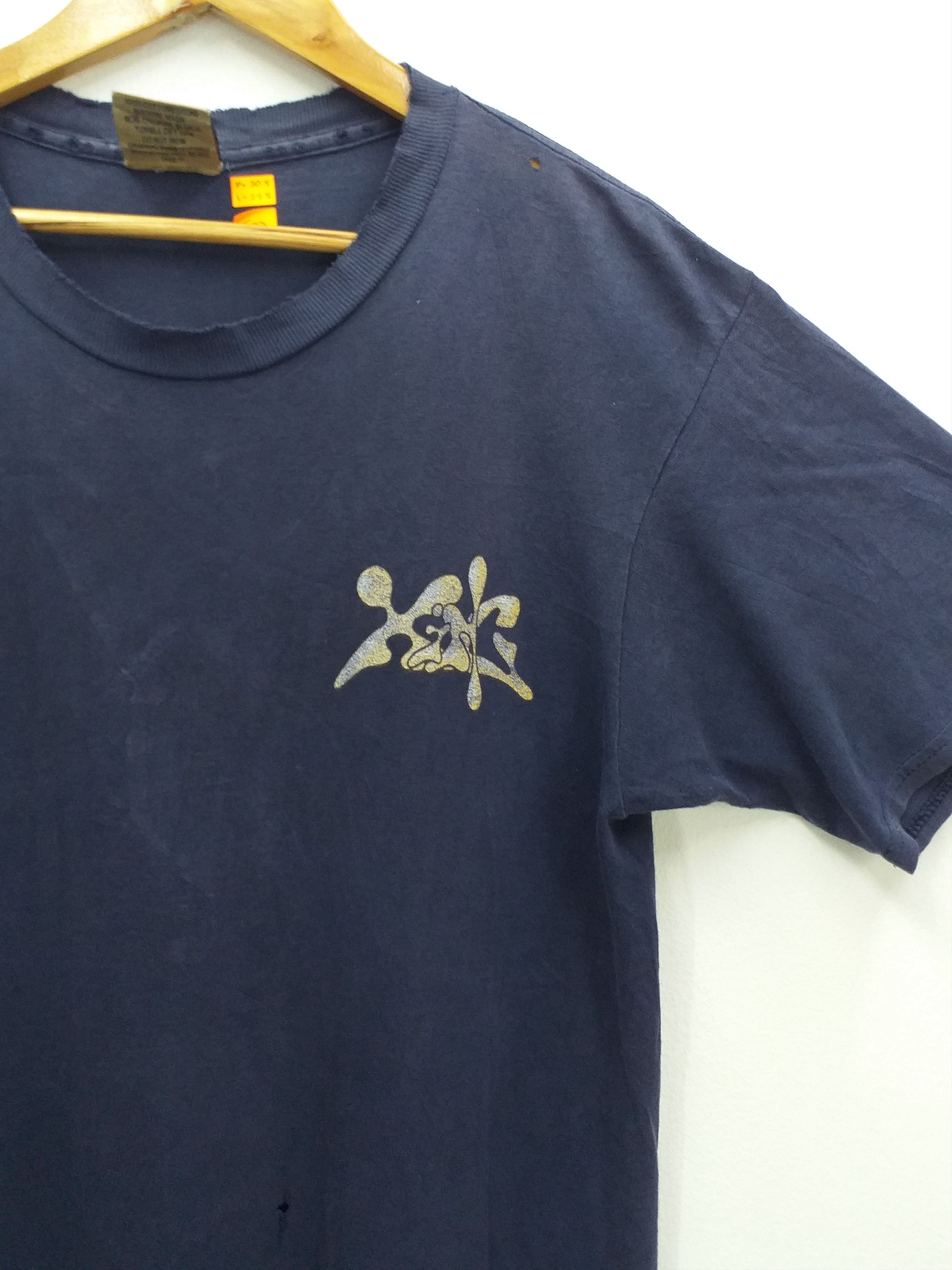 Vintage Vintage 90's Alien Xing Medium T-Shirt -C046 Size US M / EU 48-50 / 2 - 5 Thumbnail