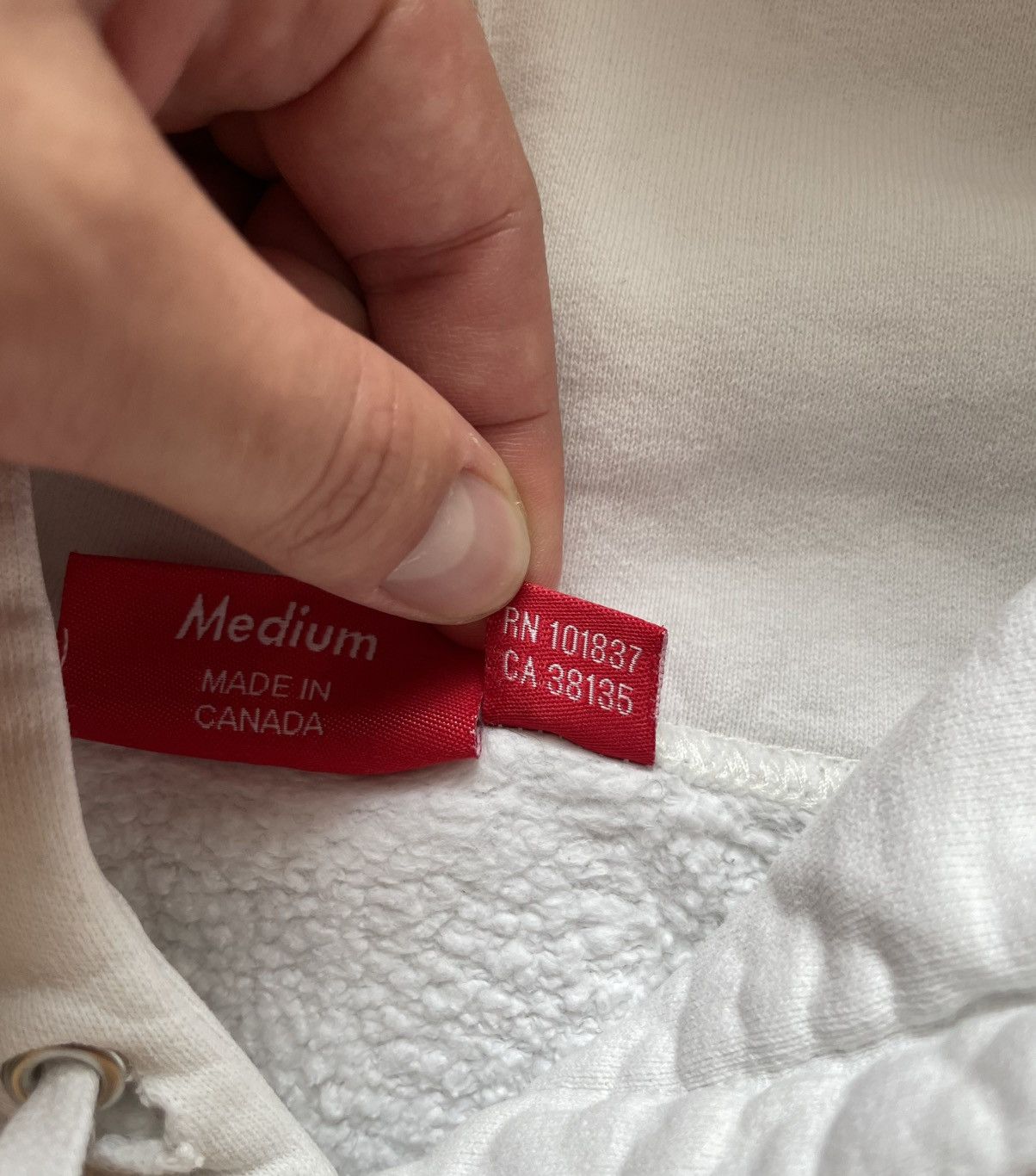 Supreme Supreme ‘The Land Of Fuck’ Logo White Hoodie Size US M / EU 48-50 / 2 - 10 Thumbnail
