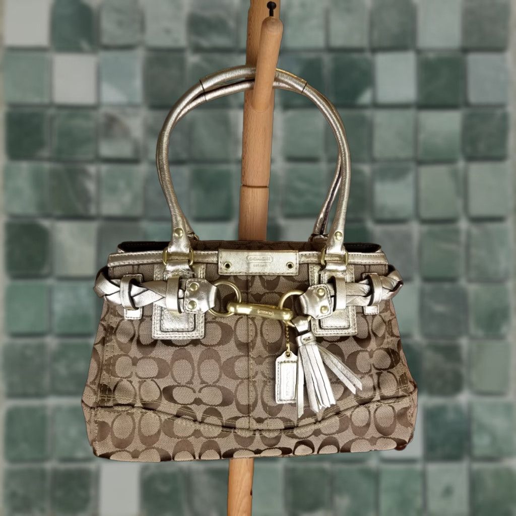 Coach VINTAGE COACH CANVAS/LEATHER SHOULDER HAND BAG SZ 11'X8'X3' F13065 Size ONE SIZE - 1 Thumbnail