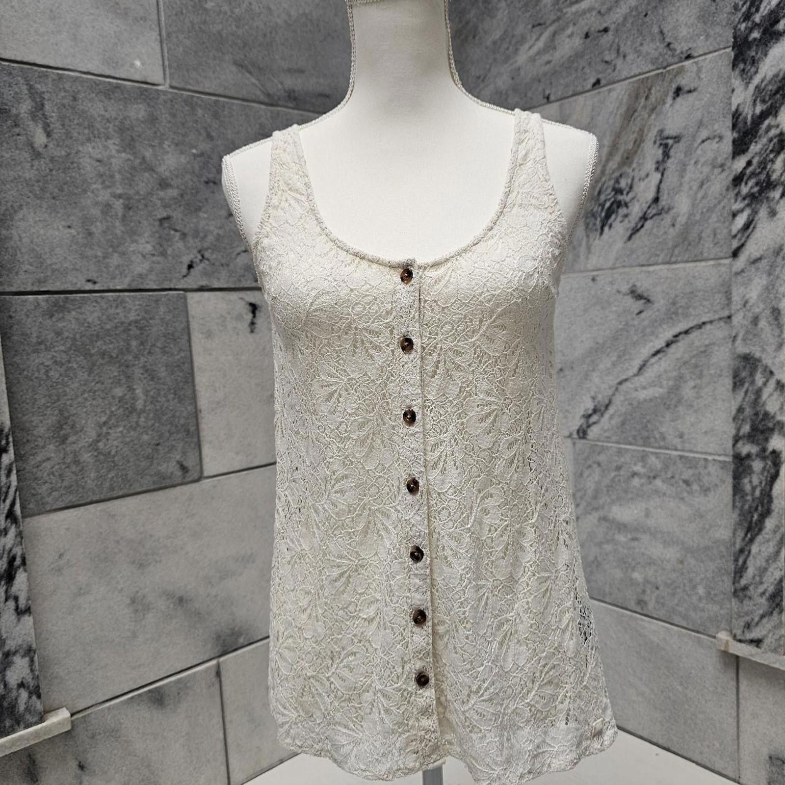 Volcom Volcom Women's Cream Lace Button Front Top Size XS / US 0-2 / IT 36-38 - 2 Thumbnail