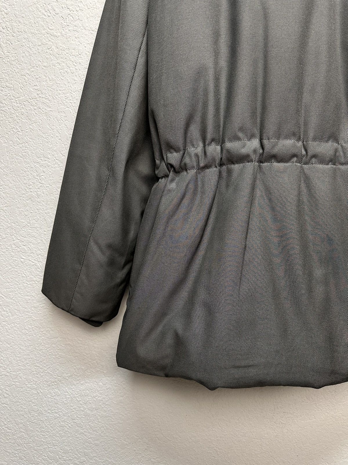 Giorgio Armani Husky grey padded overcoat minimalist Japan tech style Size US L / EU 52-54 / 3 - 17 Thumbnail