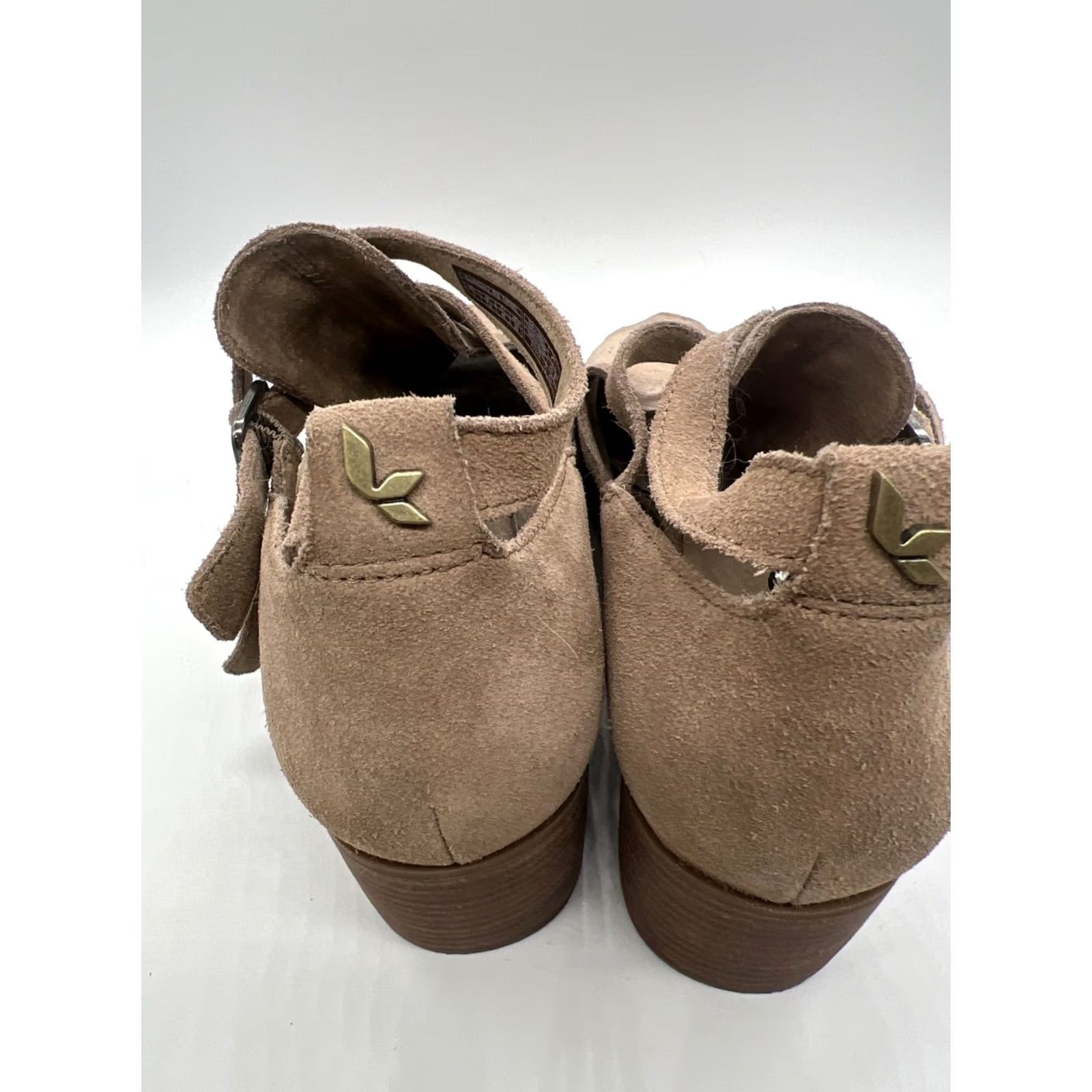 Vintage Koolaburra by UGG Sophy Peep-Toe Sandal Suede Leather Taupe Block Heel 9 Womens Medium Cork? Size US 9 / IT 39 - 6 Thumbnail